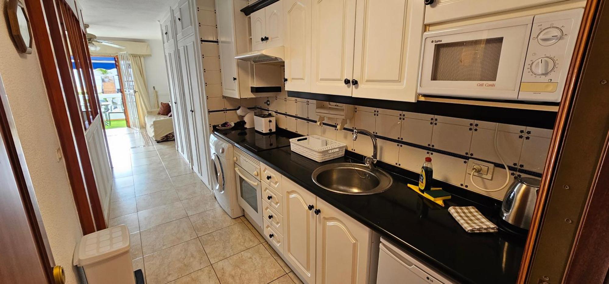 Sweet Home: Cosy Cristianos Apartment *