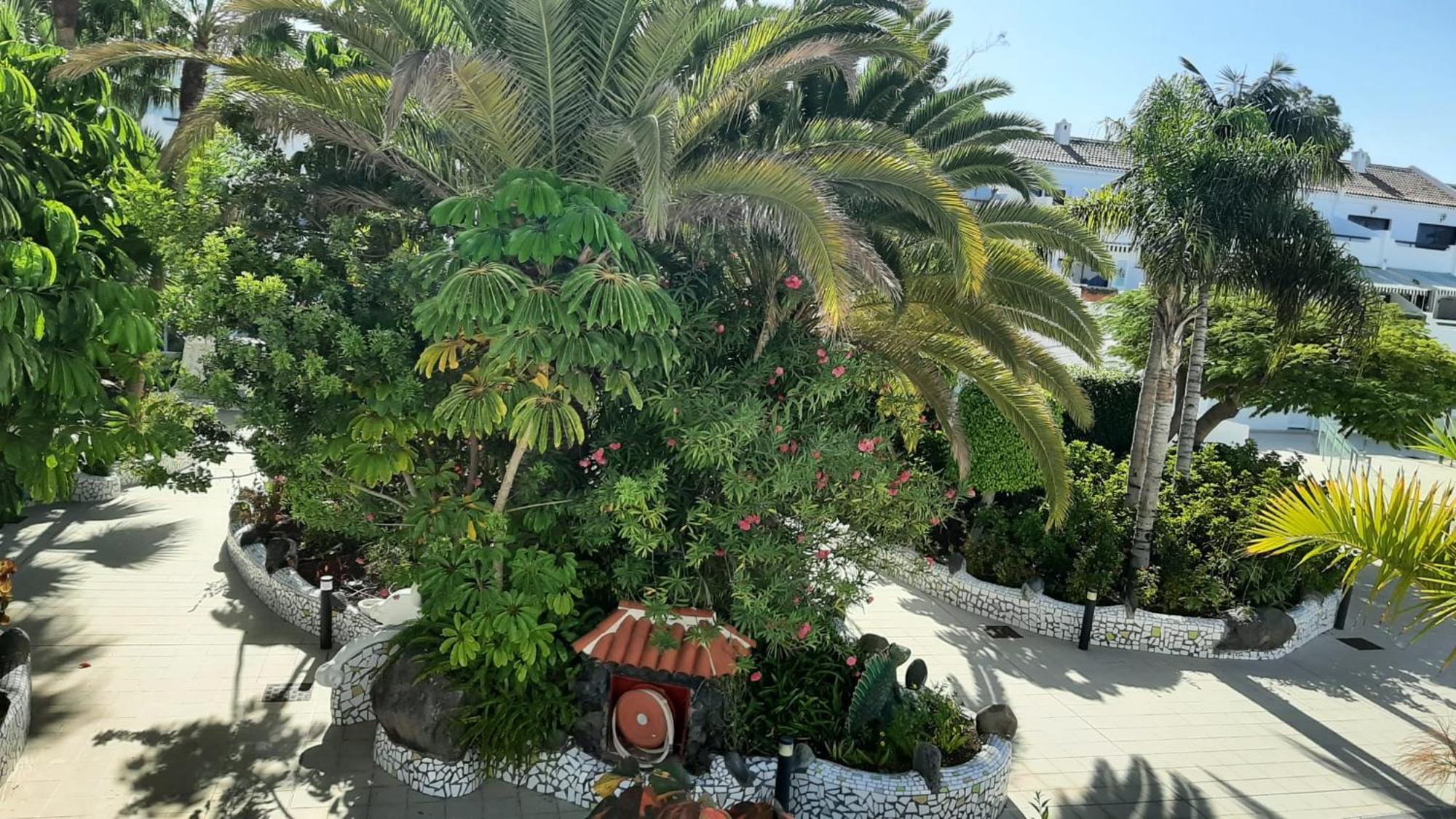 Blue Bay Paradise - Front With Sea View *
