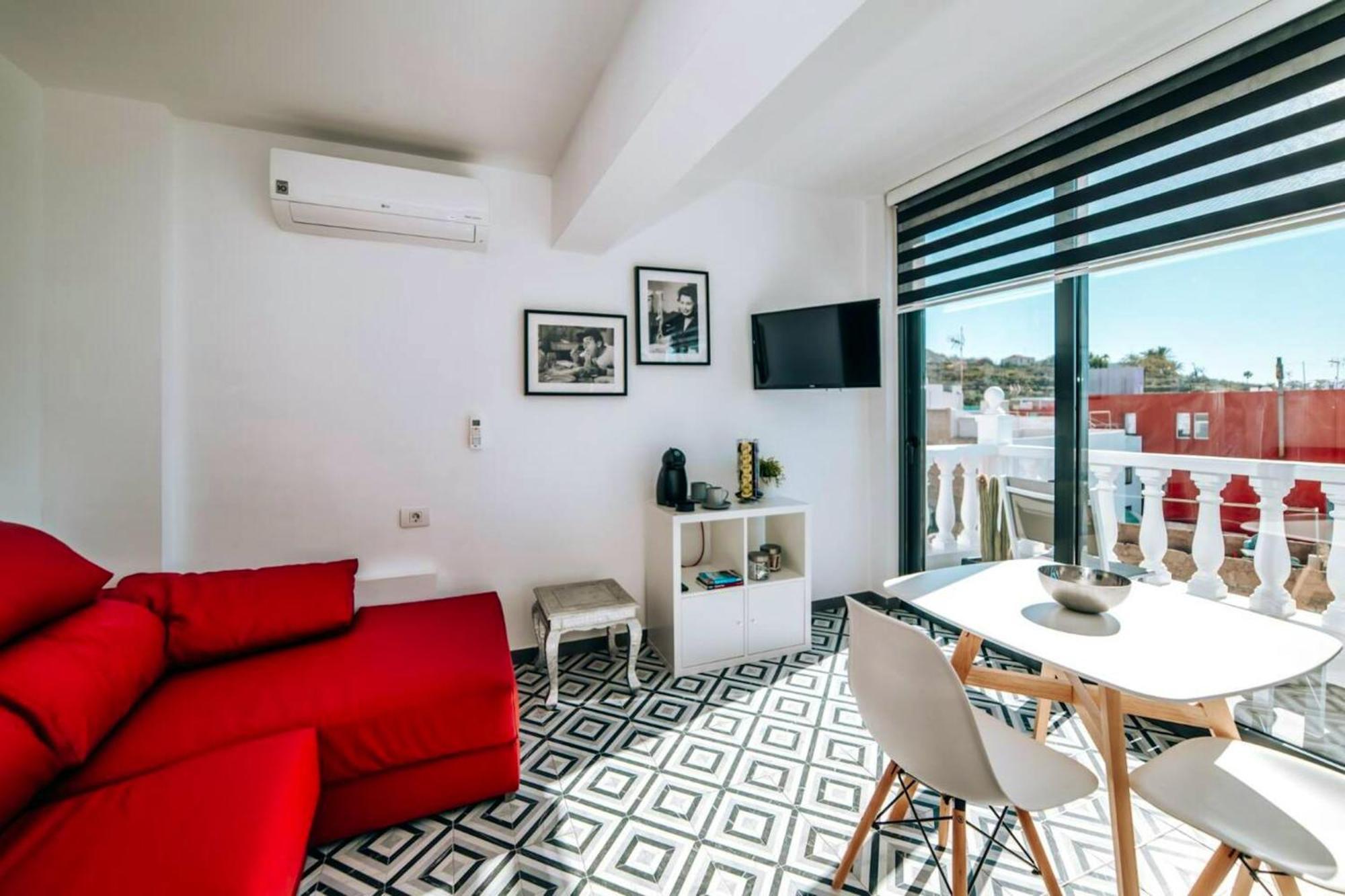 Charming In Tijoco Bajo Adeje 70 M² With Terrace Apartment