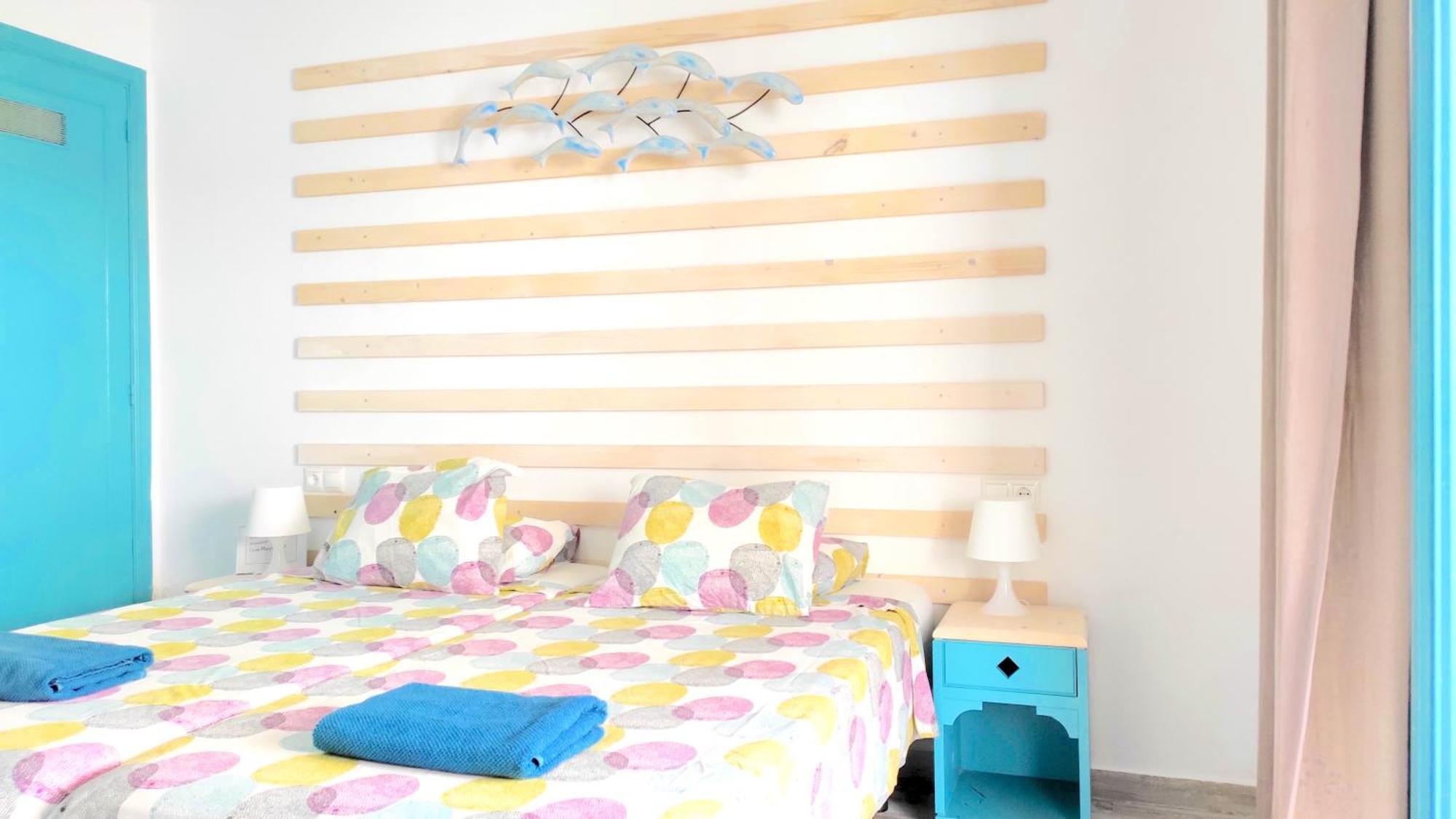 Port Royal Apartments, Heated Pool, Speed Wifi, Terrace Arona (Tenerife)