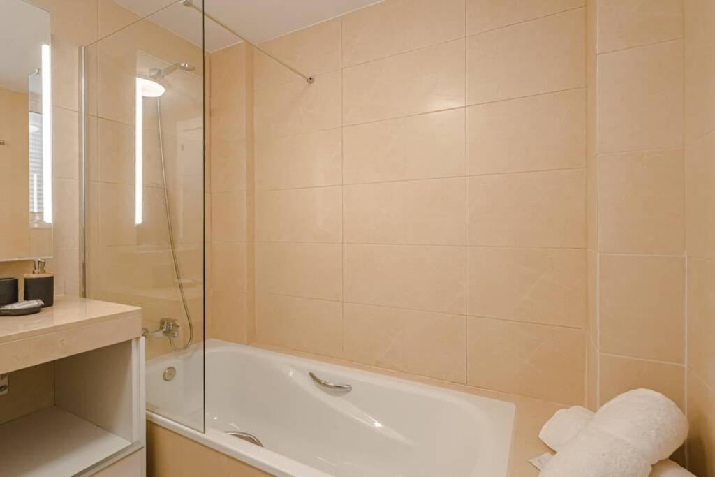 Ocean View With Ac, Pool, Playa Arena Pa05 Apartment *