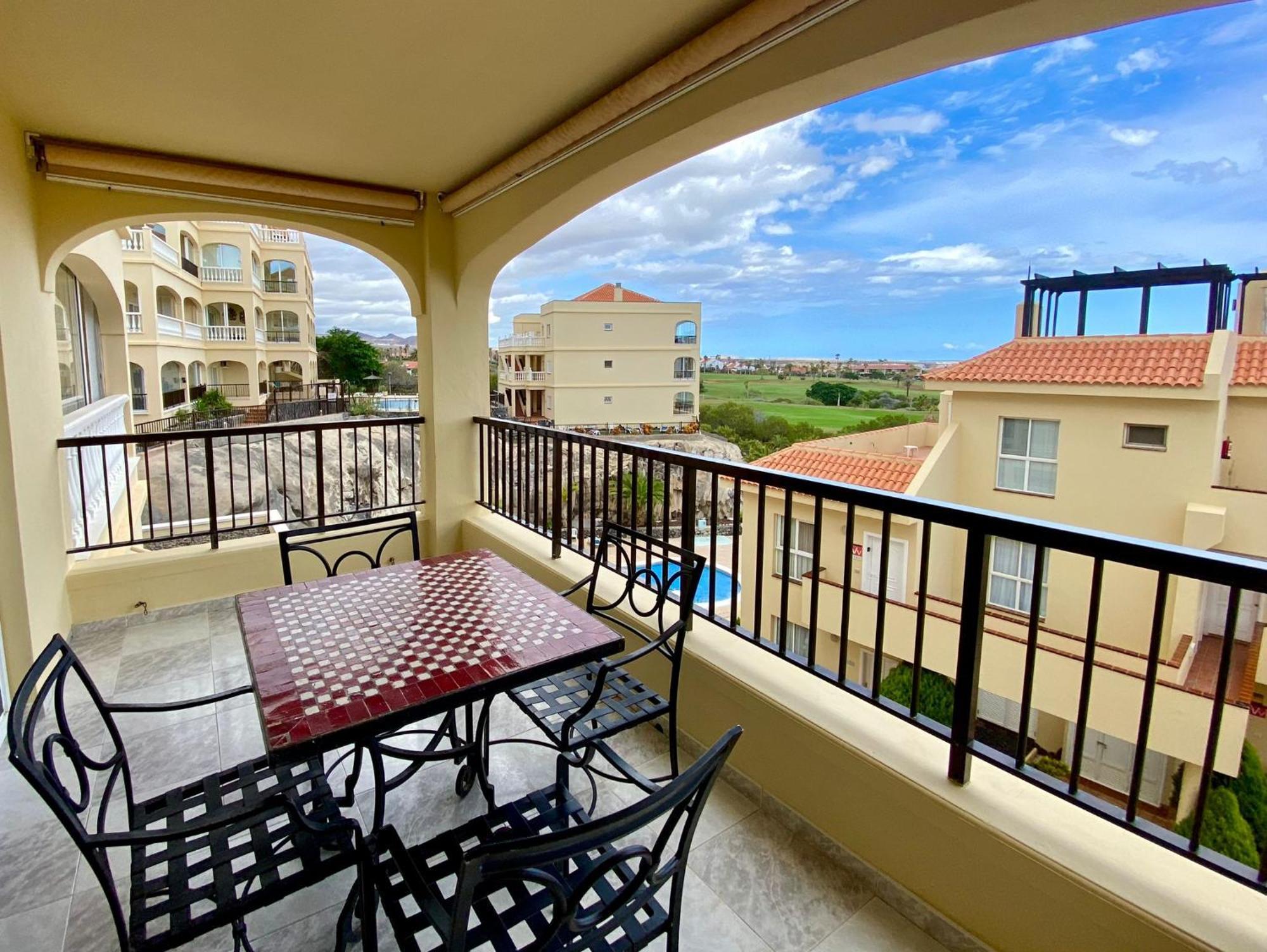 La Paz. Lovely Overlooking The Golf And Sea *