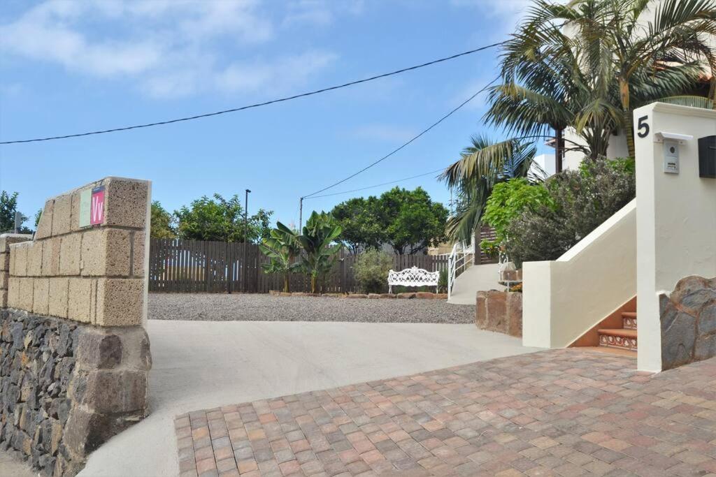Las Chimeneas Apartamento Icod De Los Vinos