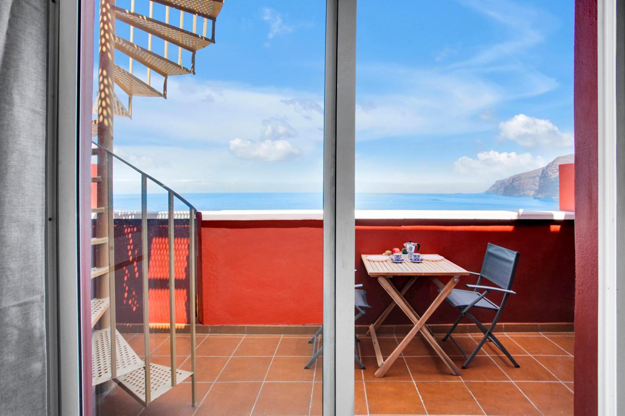 The Cliffs Penthouse, Huge Terrace, Bbq, Air Con Apartment *