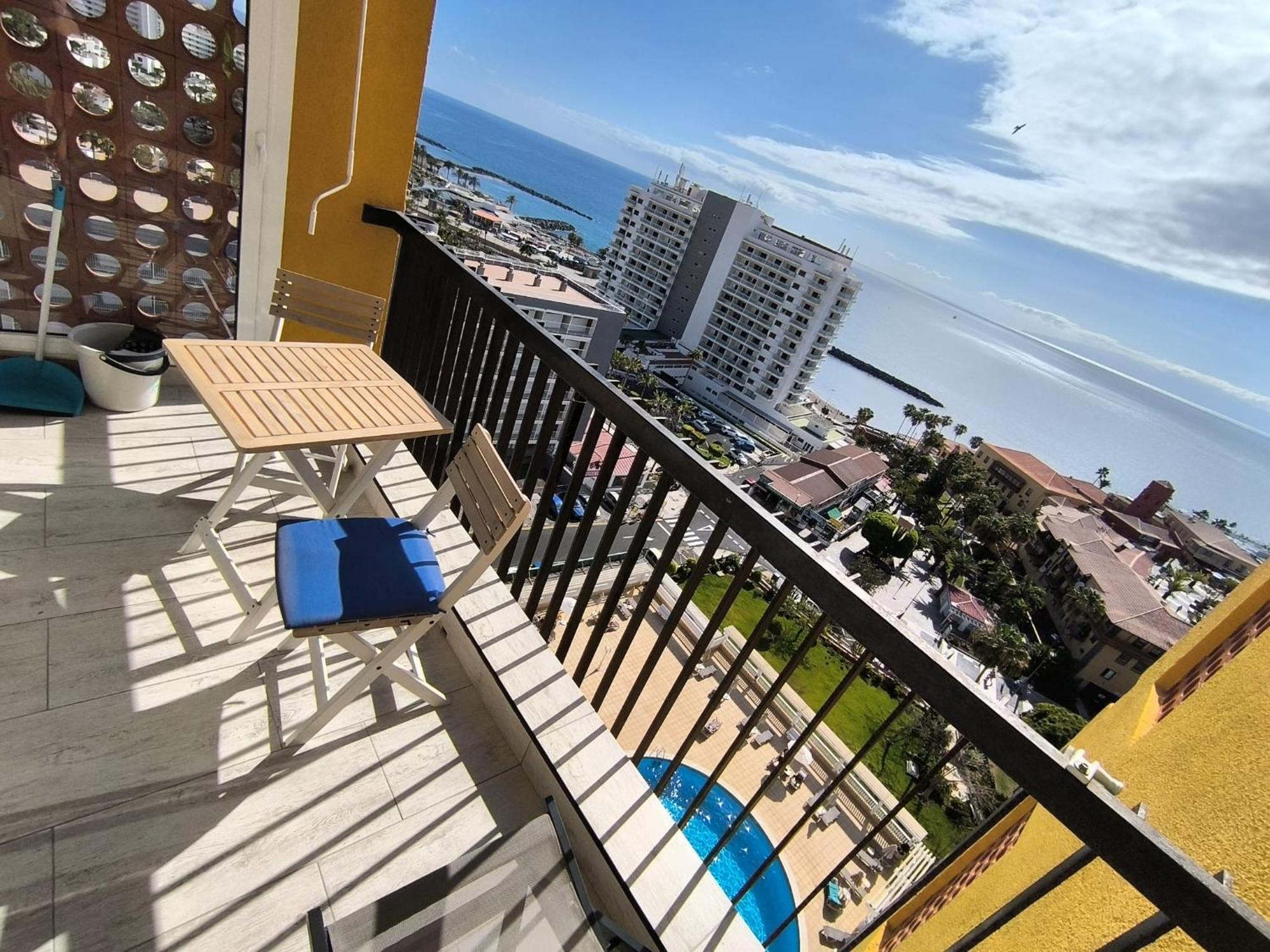2 Apartments 50M From The Las Americas Promenade Appartement *