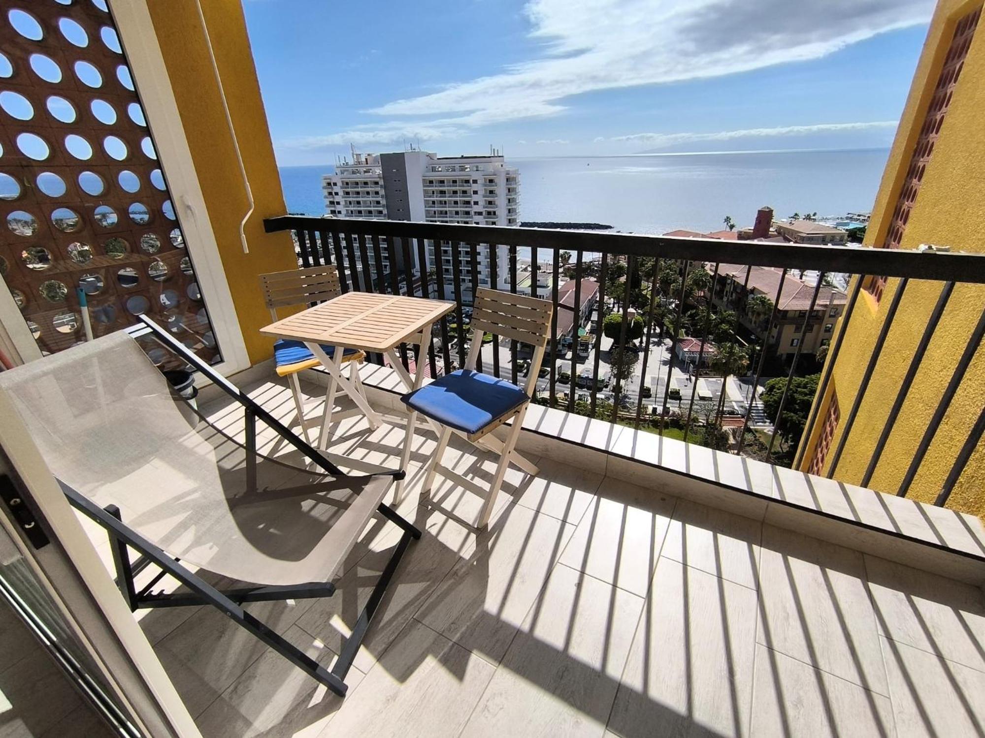 2 Apartments 50M From The Las Americas Promenade Appartement *