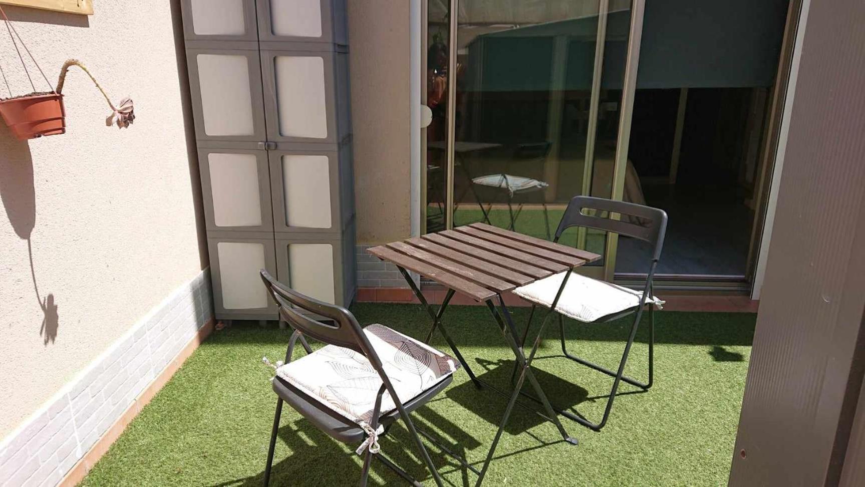 Apartment En La Tejita-el Medano. Familia Vilmar