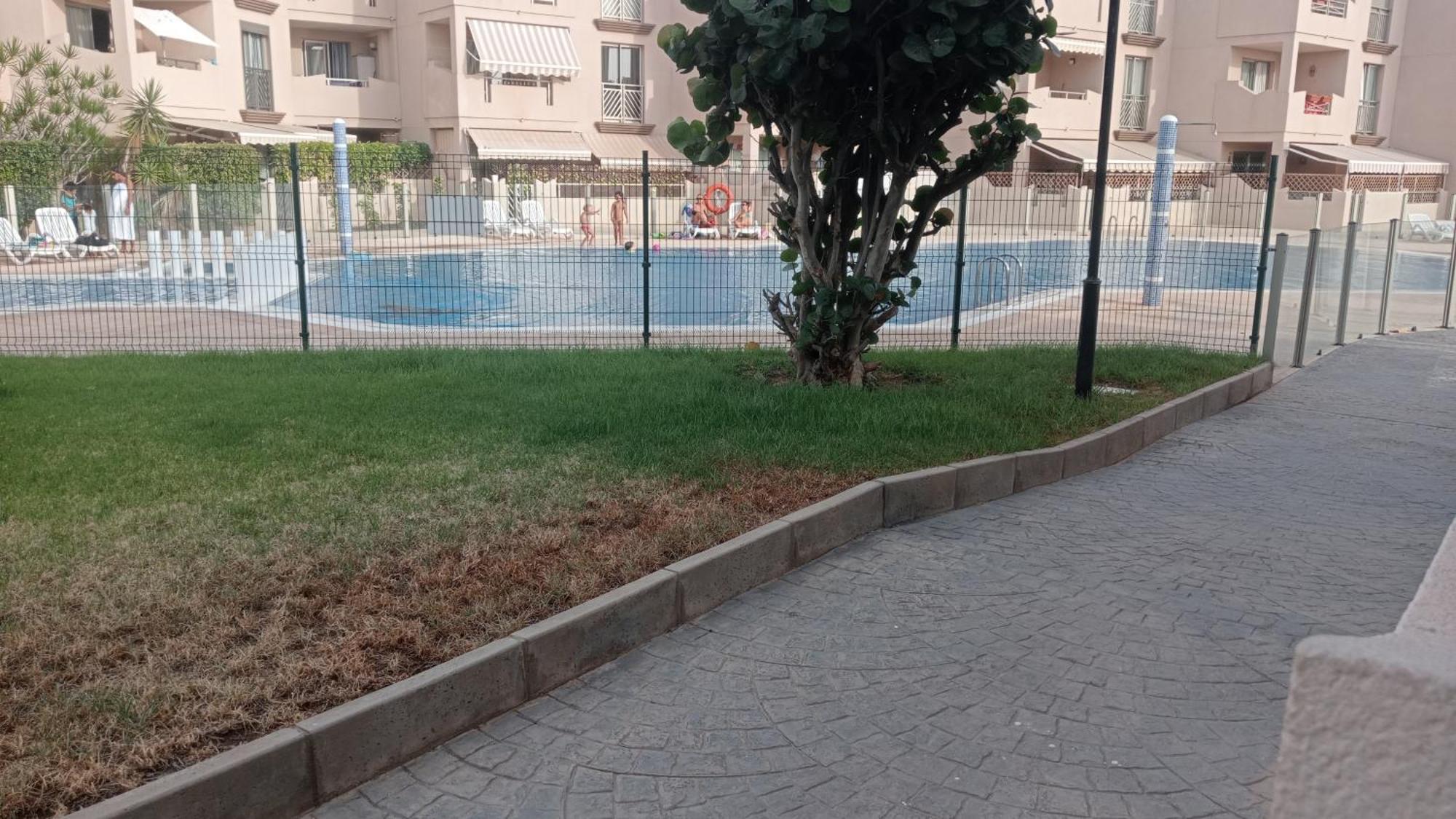Apartment En La Tejita-el Medano. Familia Vilmar *