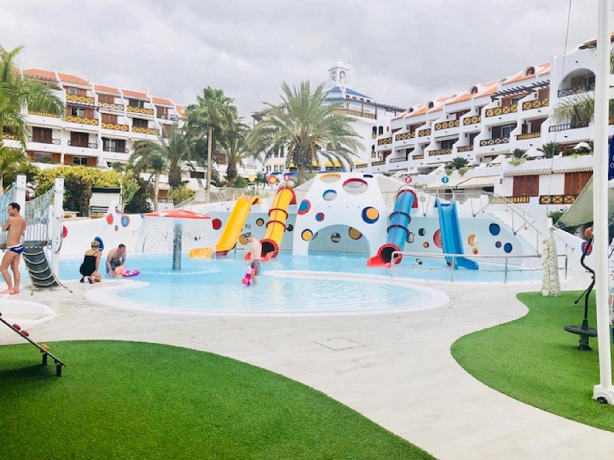 Apartment Wonderland With The Best Swimming Pool In Park S Iii Playa de las Americas (Tenerife)