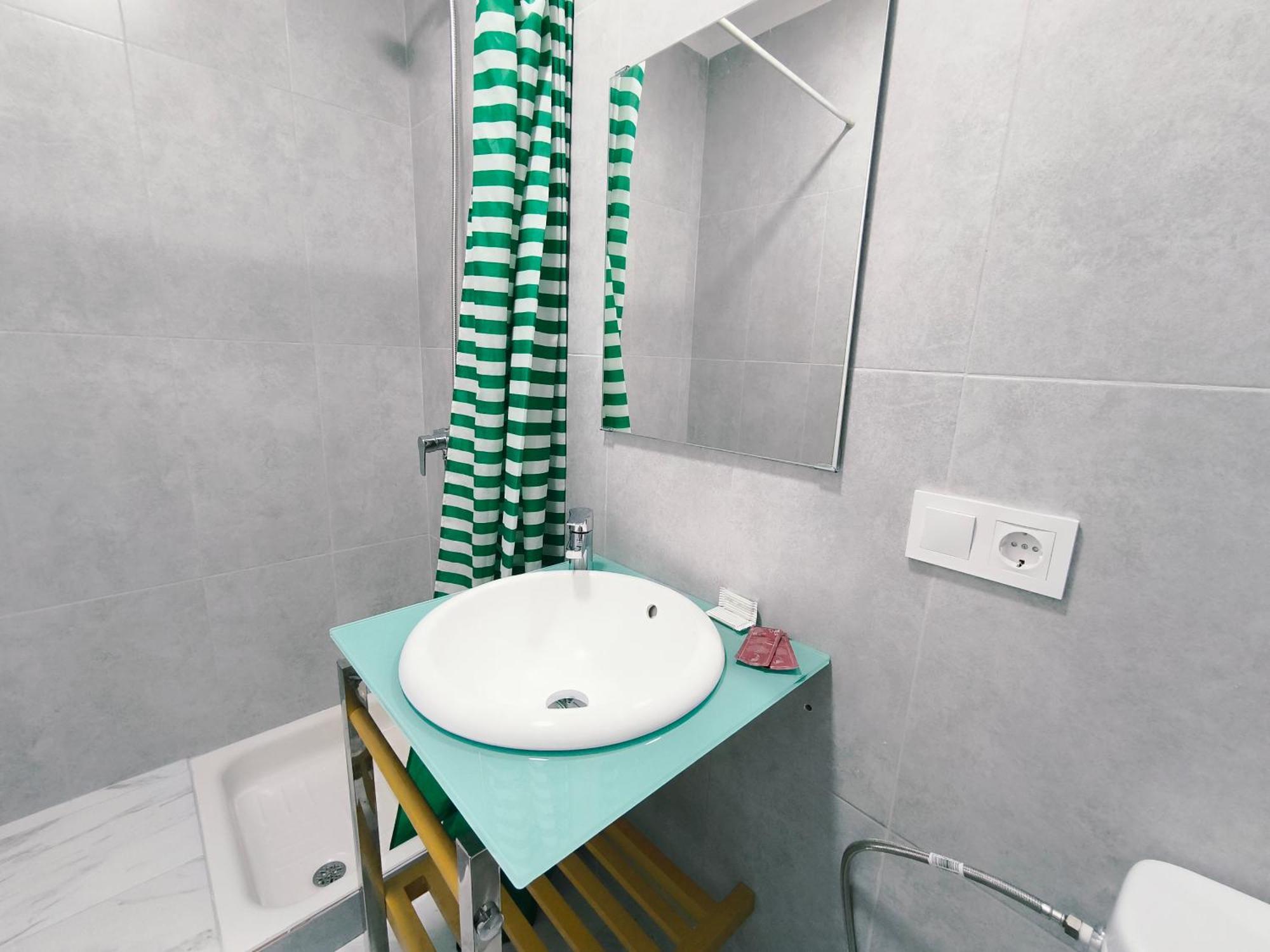 Carrillo 7 Apartment