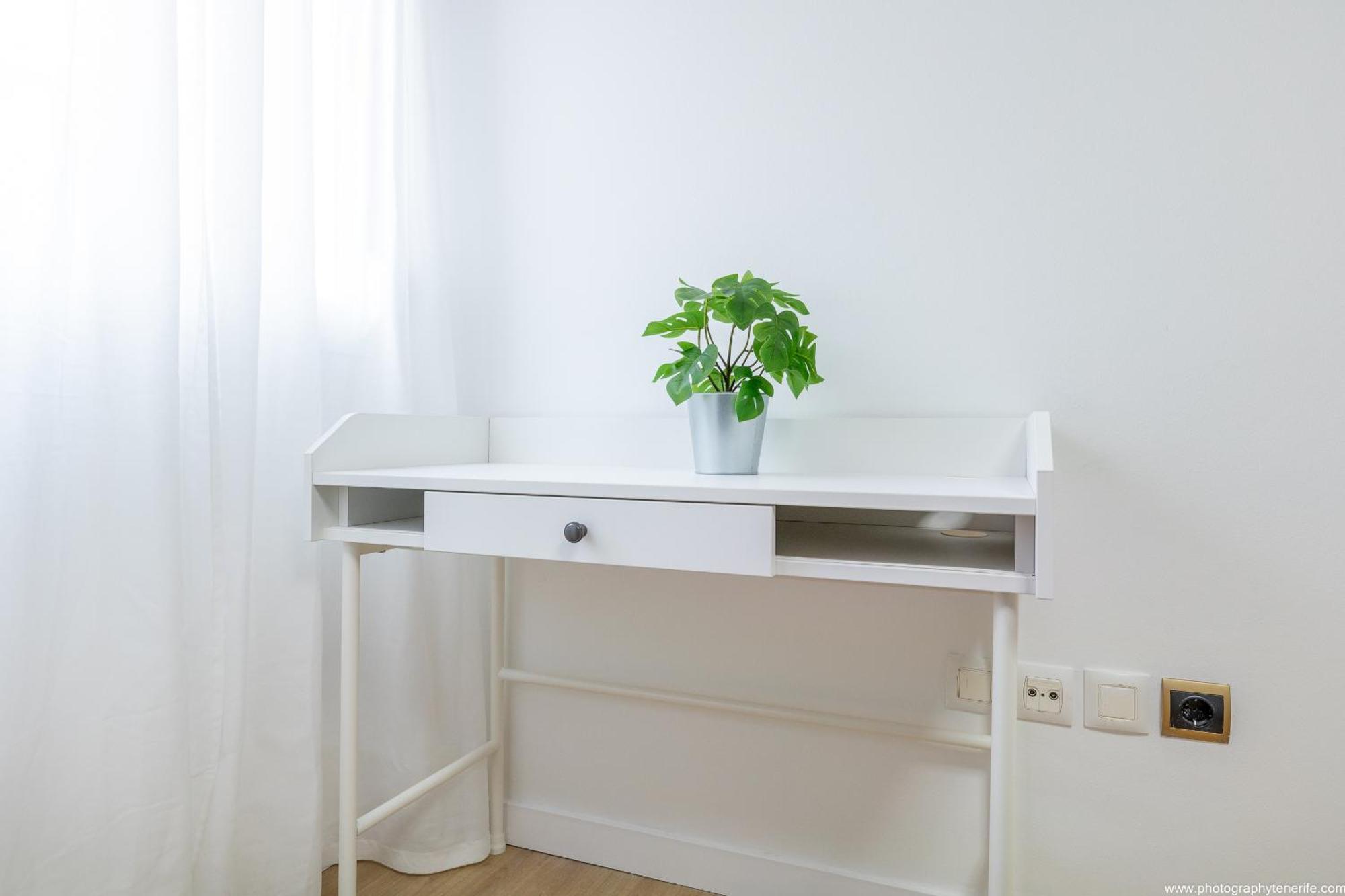 Salt And Sea Apartment, Sea View, Free Wi Fi *