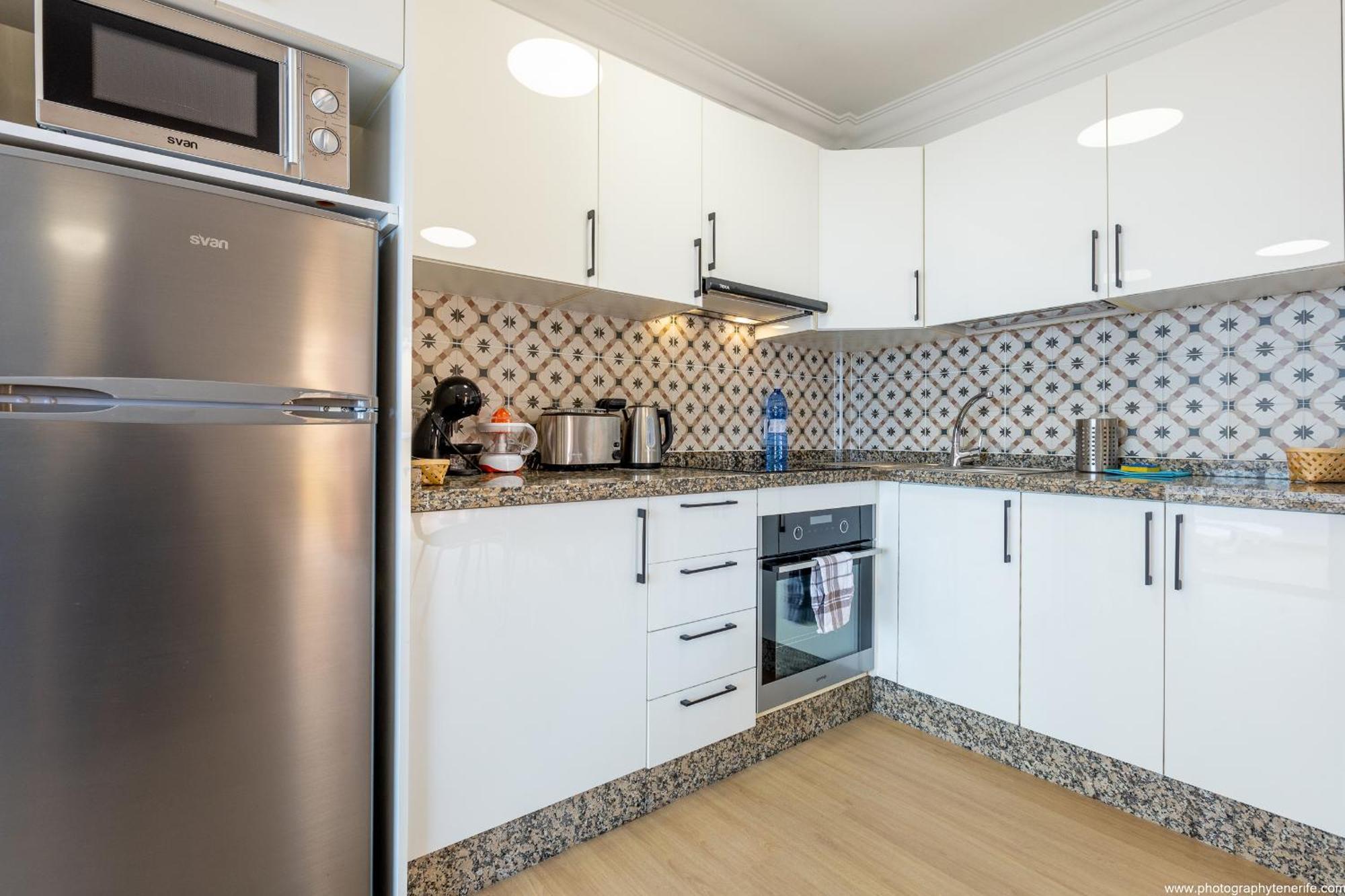 Salt And Sea Apartment, Sea View, Free Wi Fi *