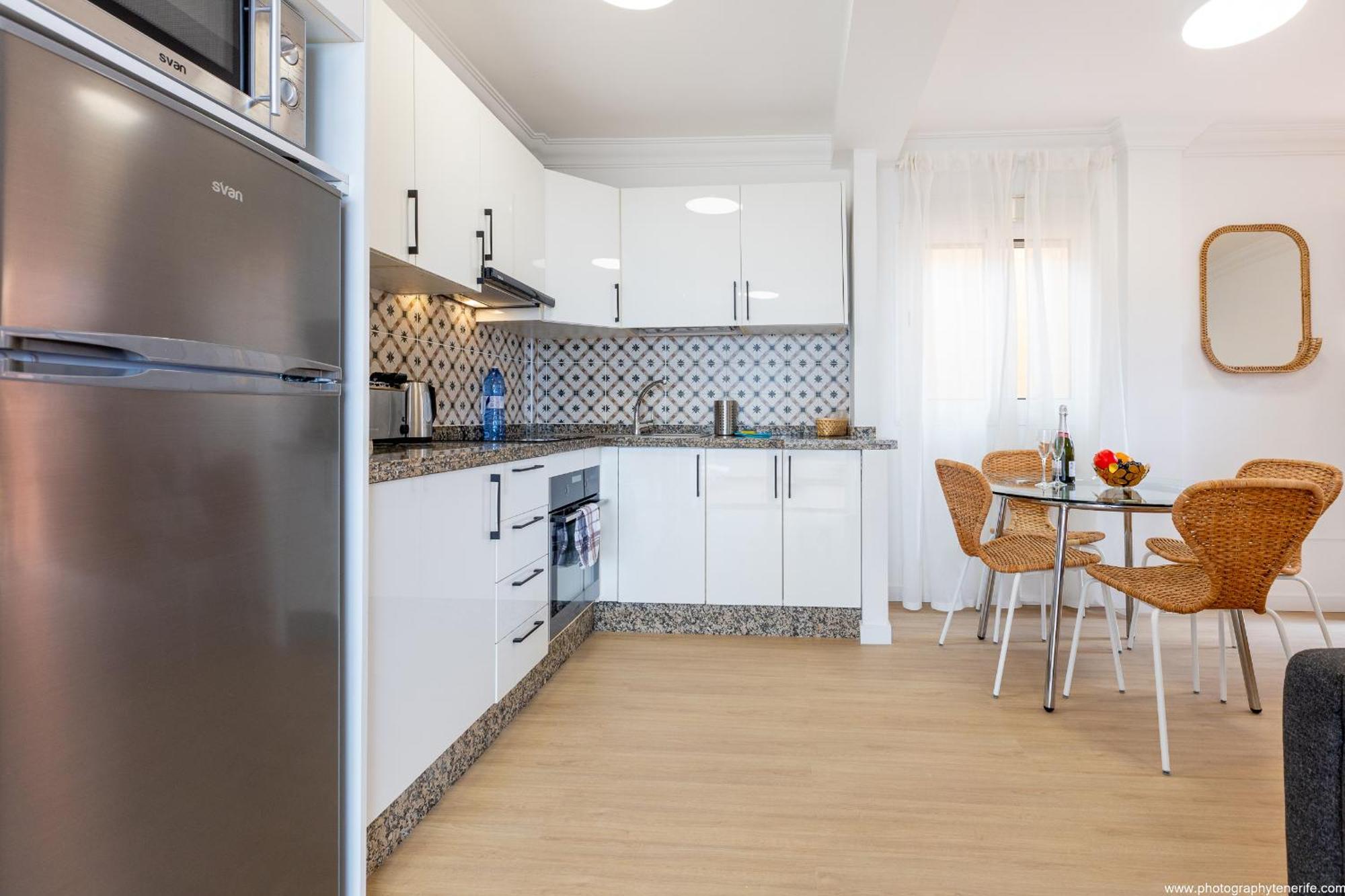 Salt And Sea Apartment, Sea View, Free Wi Fi Costa Adeje (Tenerife)
