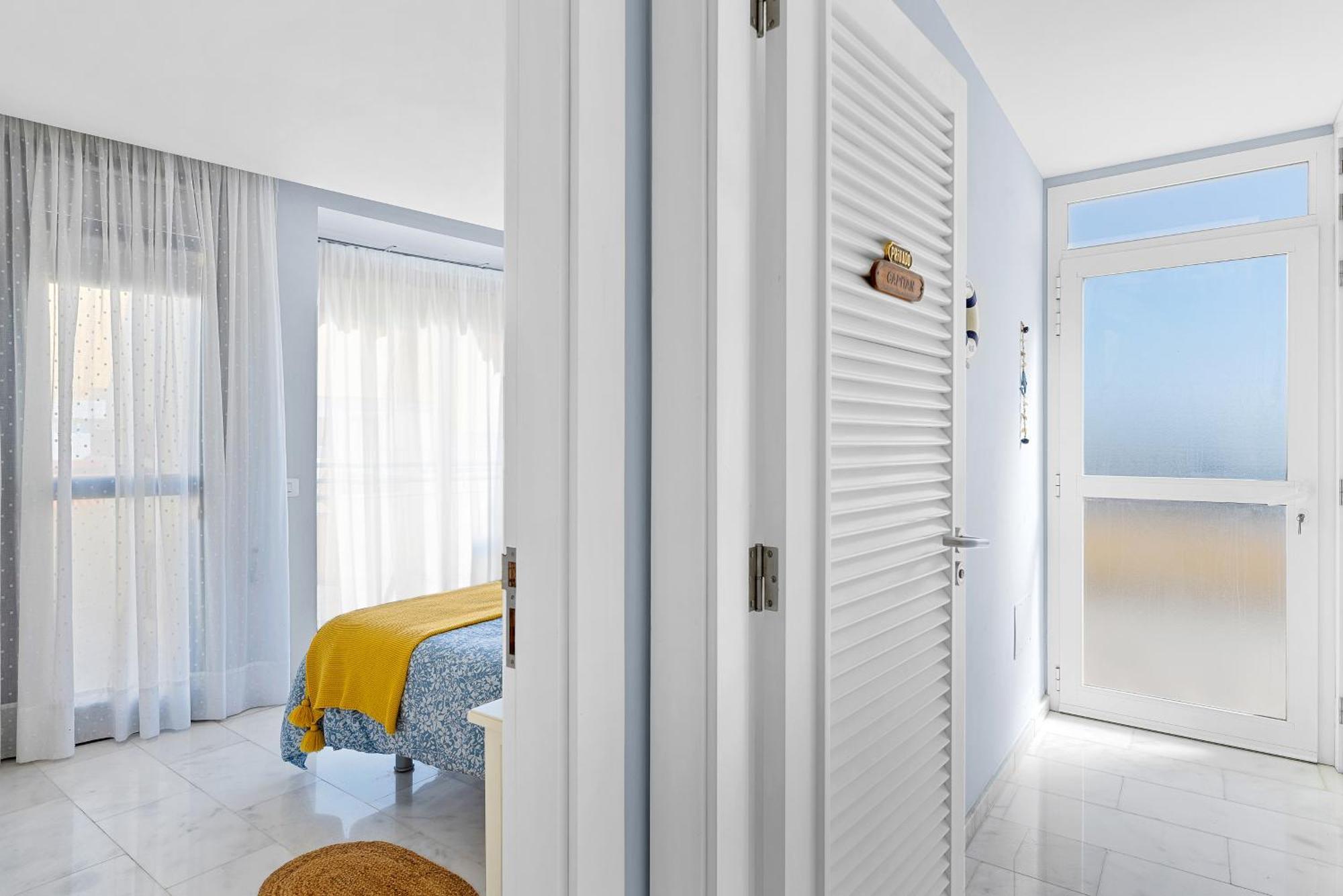 Holiday home La Mar Loft With Hot Tub *