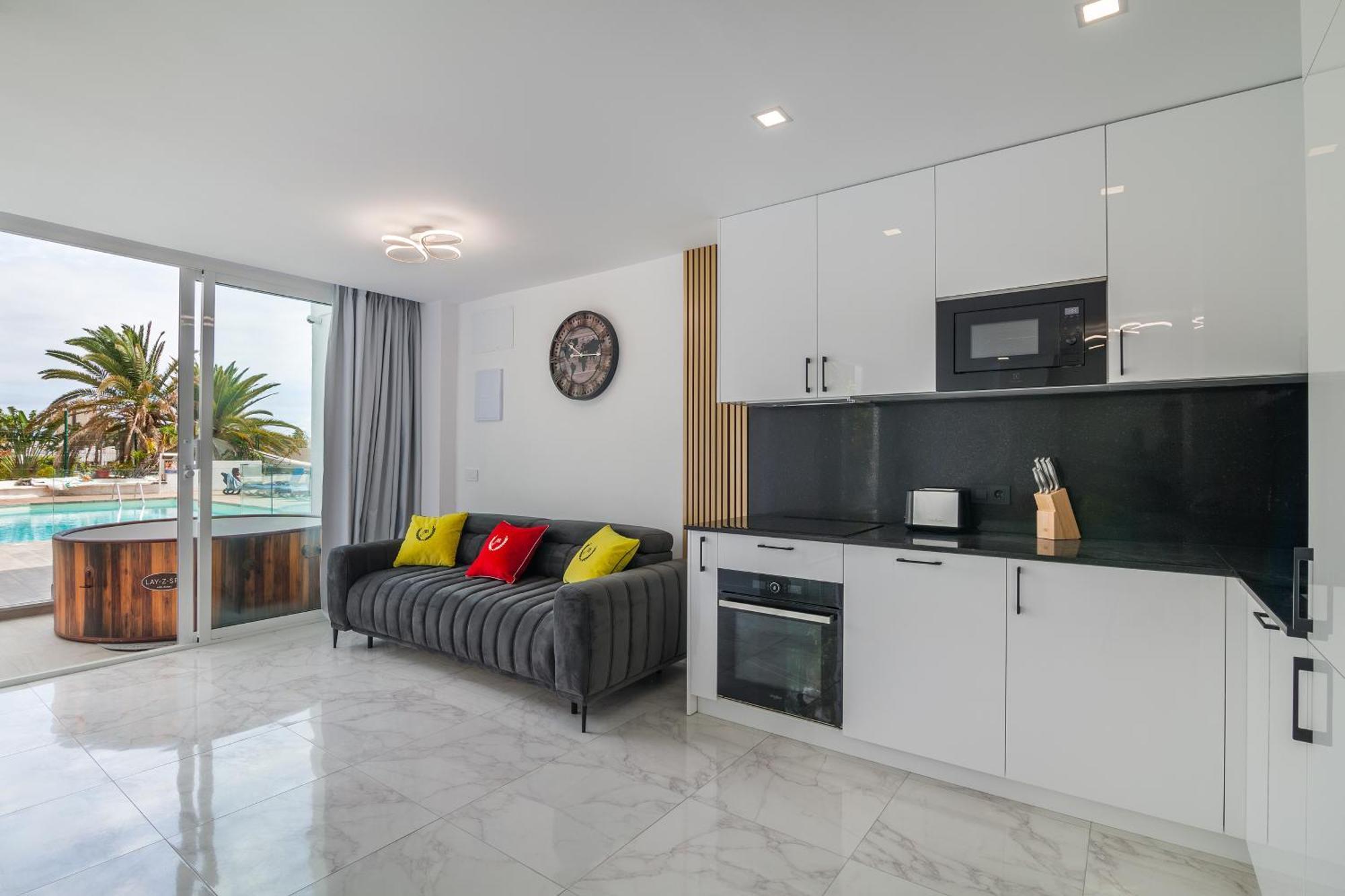 Ponderosa Next To The Pool With Big Terraces Close To The And Siam Park Apartment *