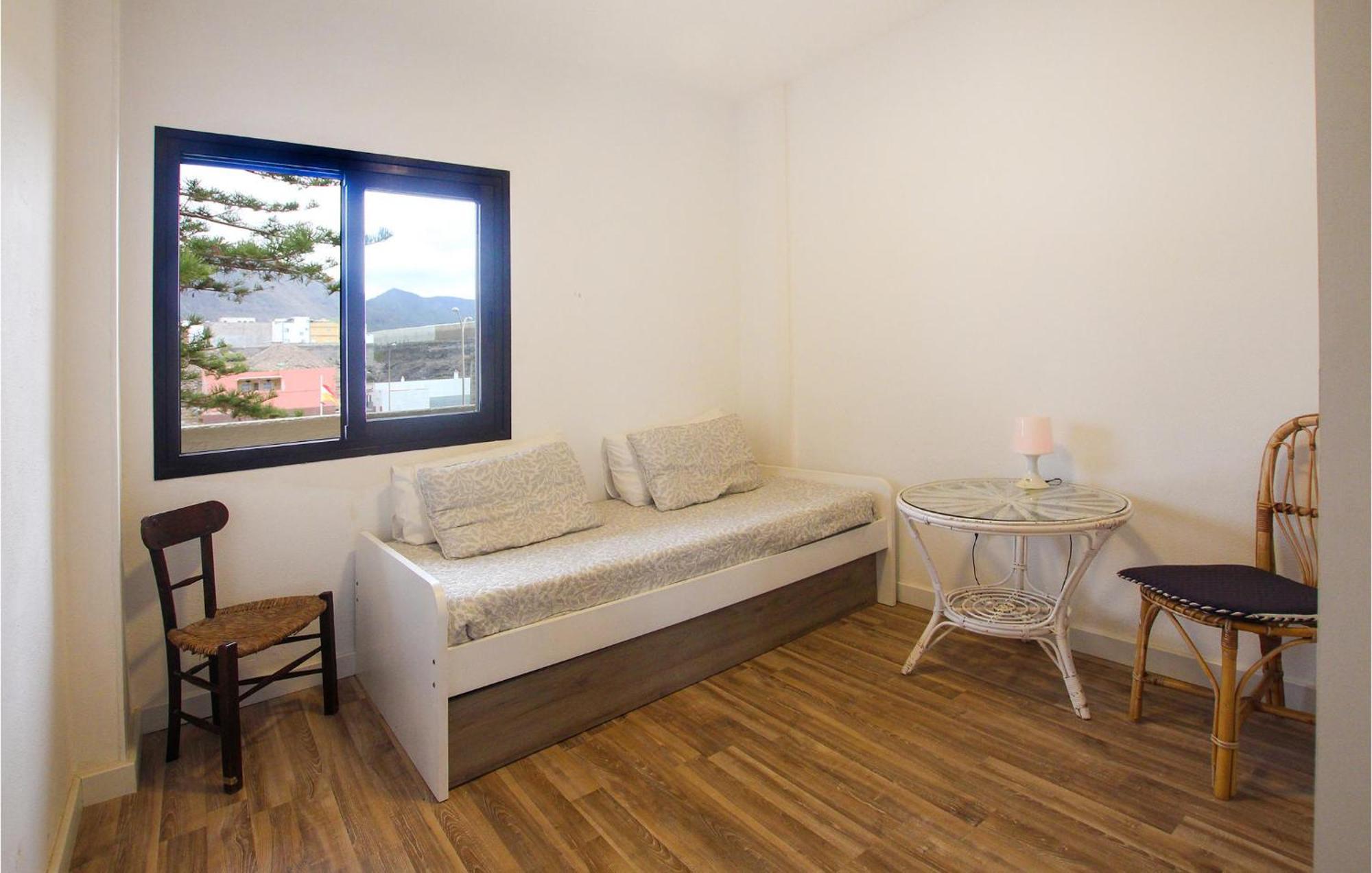 2 Bedroom In Siboralos Los Silos
