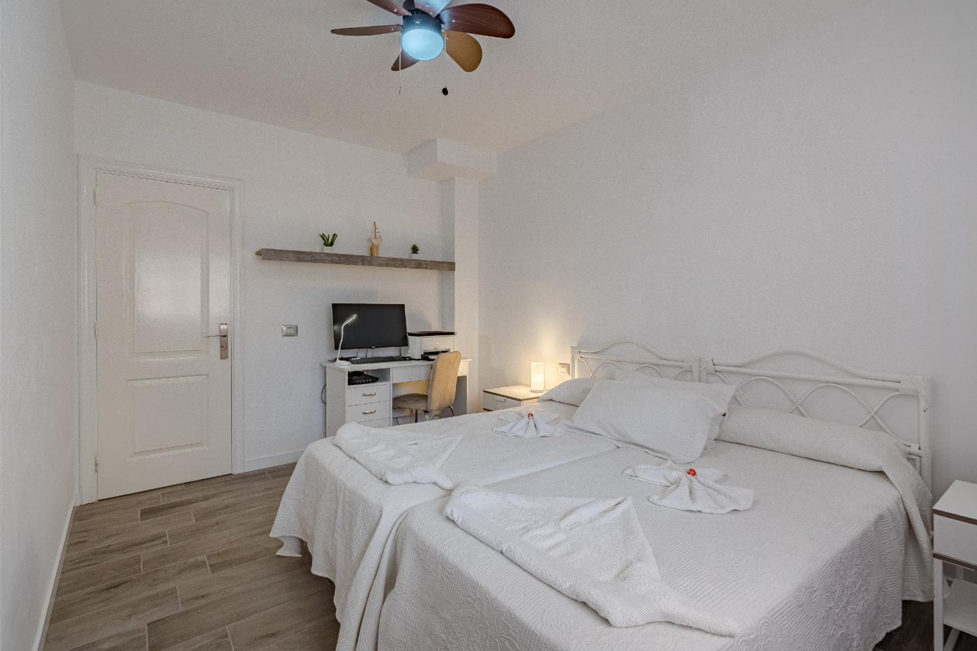 Balcon Smart Hi-end Services Media Streaming Apartment