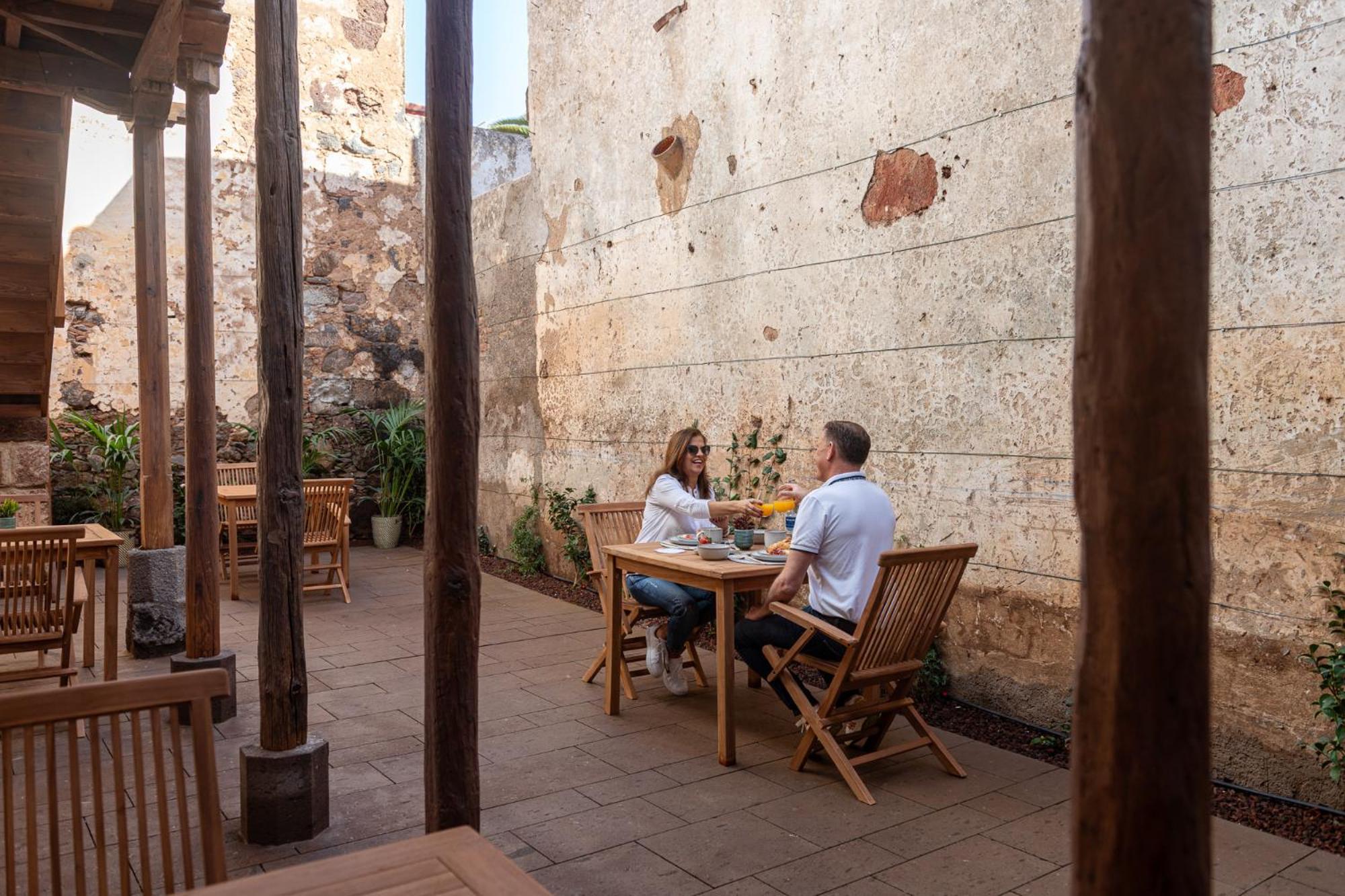 La Casa De La Camelia Hotel