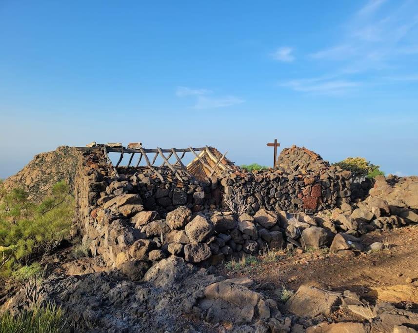 Hikers Haven Courtyard Tamaimo Tenerife *
