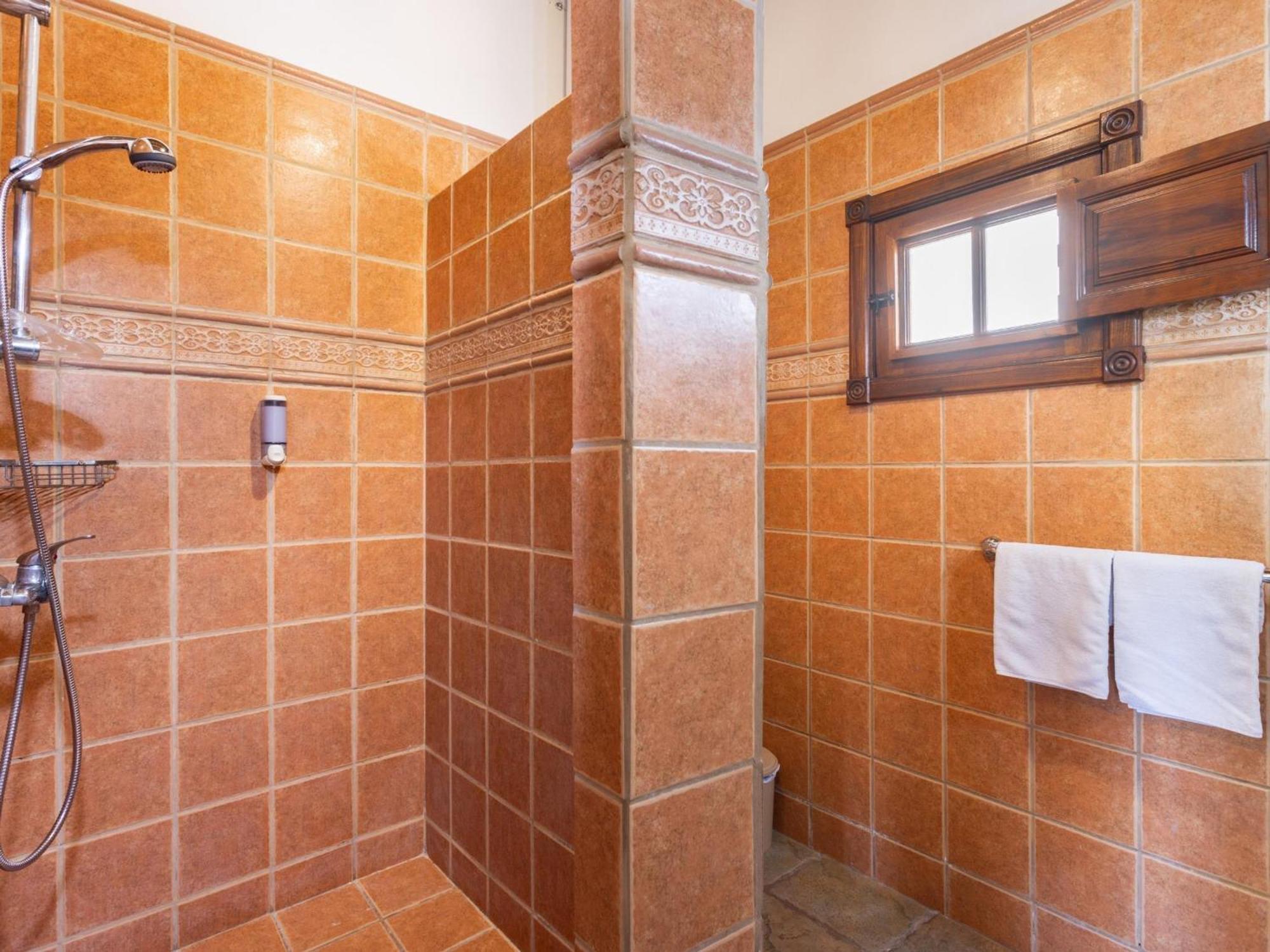 Con Piscina Climatizada, Barbacoa Y Wi-fi En Icod De Vinos - Es-279-19 Villa