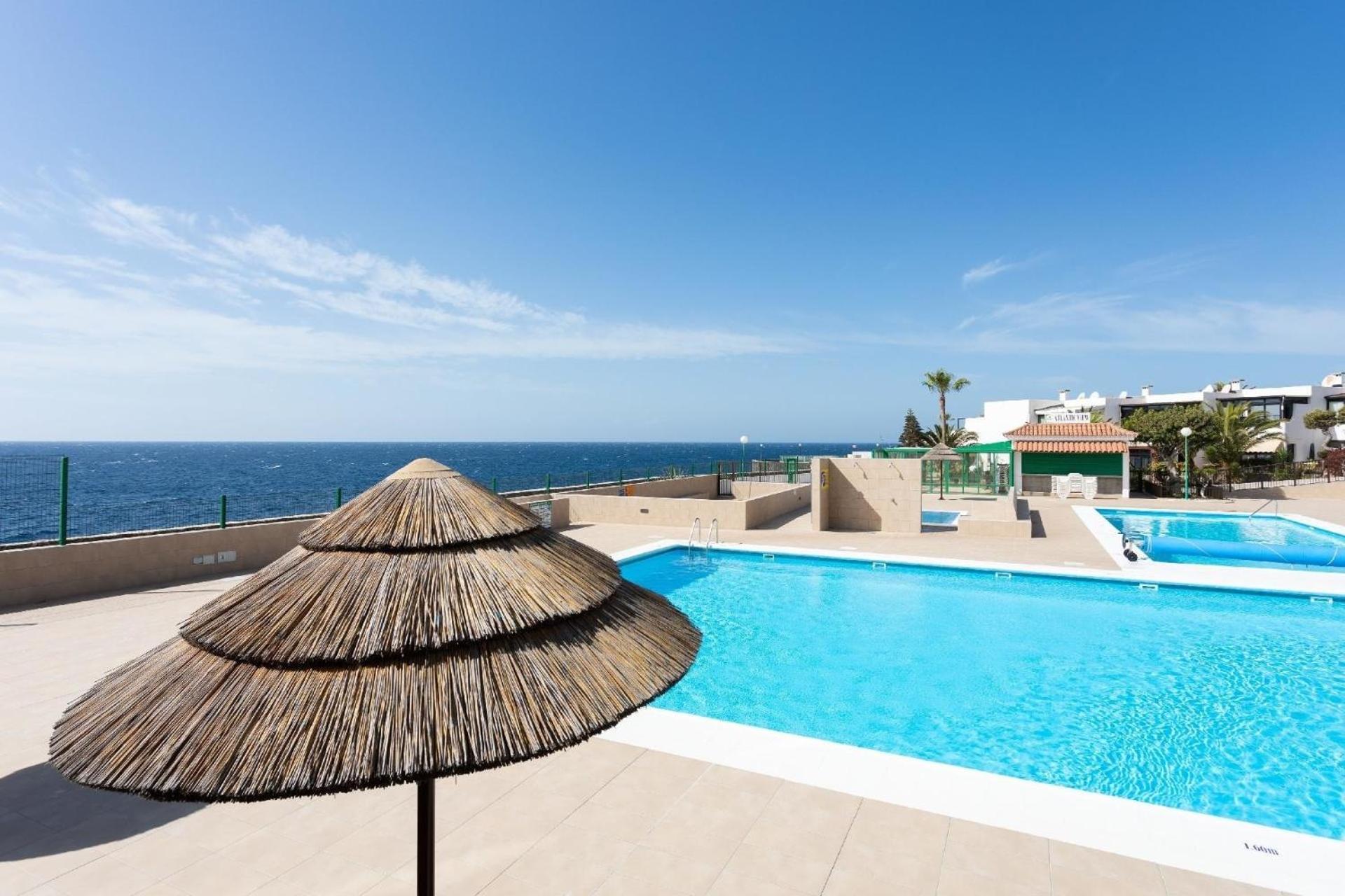 Ferienapartment Mit Balkon Und Meerblick