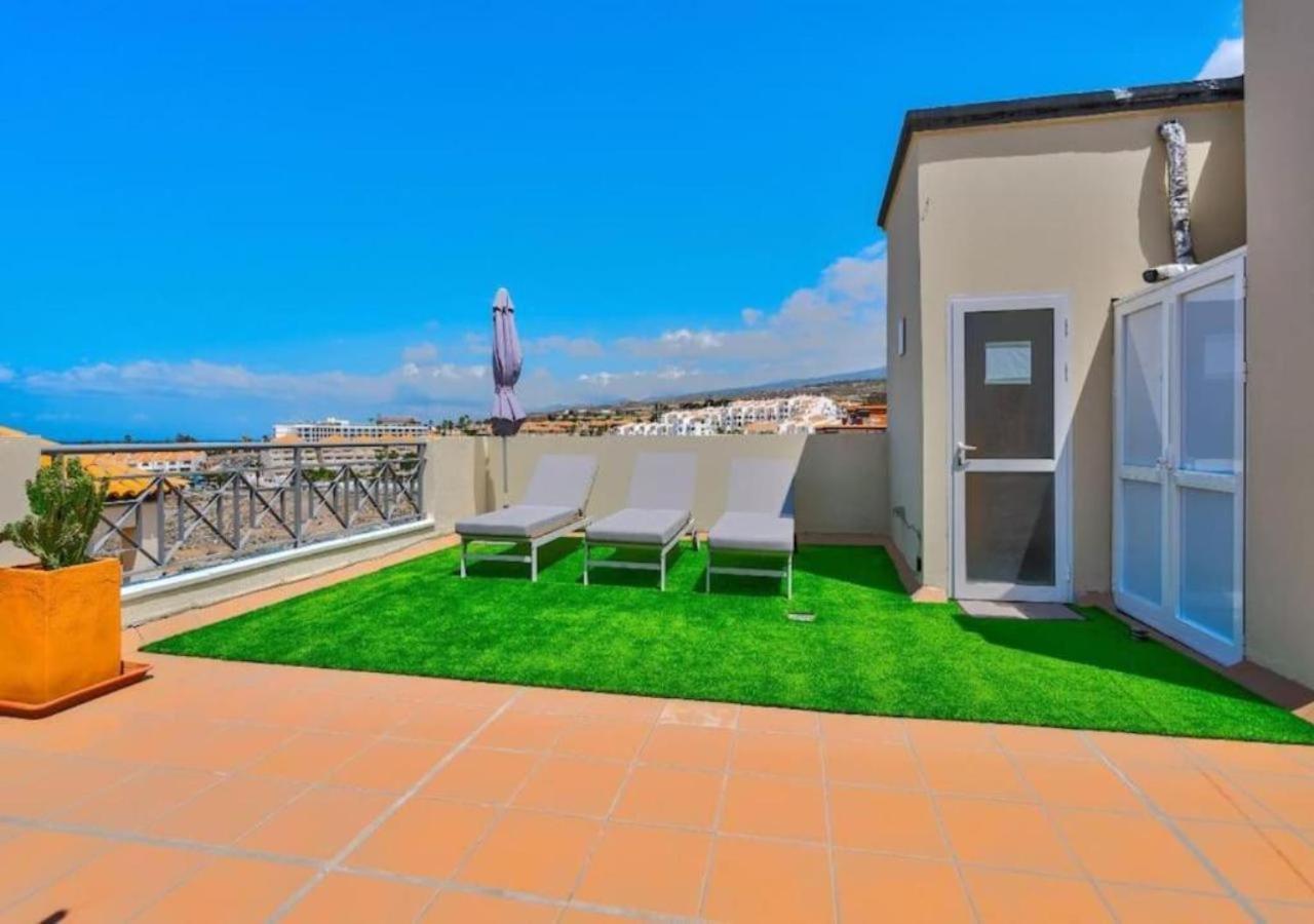 Apartamento Panoramic Paradise: Stunning 3-bedroom Retreat