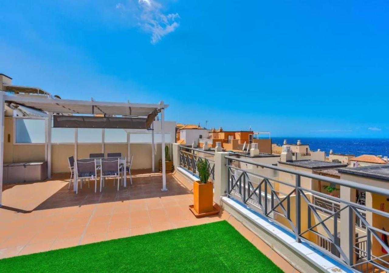 Panoramic Paradise: Stunning 3-bedroom Retreat Callao Salvaje