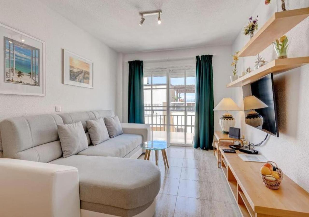 Panoramic Paradise: Stunning 3-bedroom Retreat Apartamento *