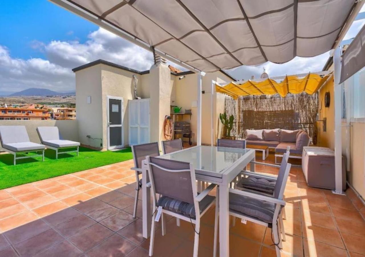 Apartamento Panoramic Paradise: Stunning 3-bedroom Retreat *
