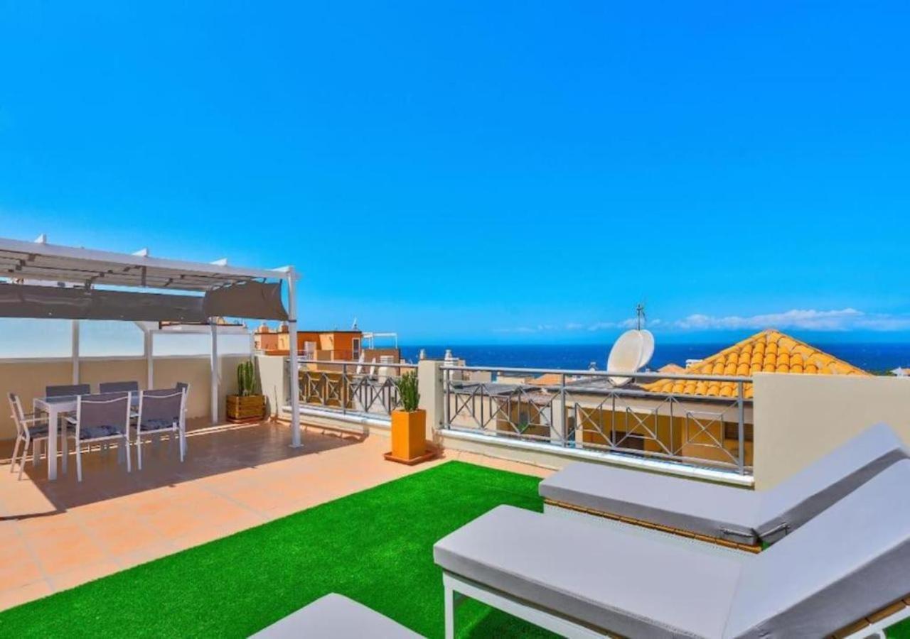 Apartamento Panoramic Paradise: Stunning 3-bedroom Retreat