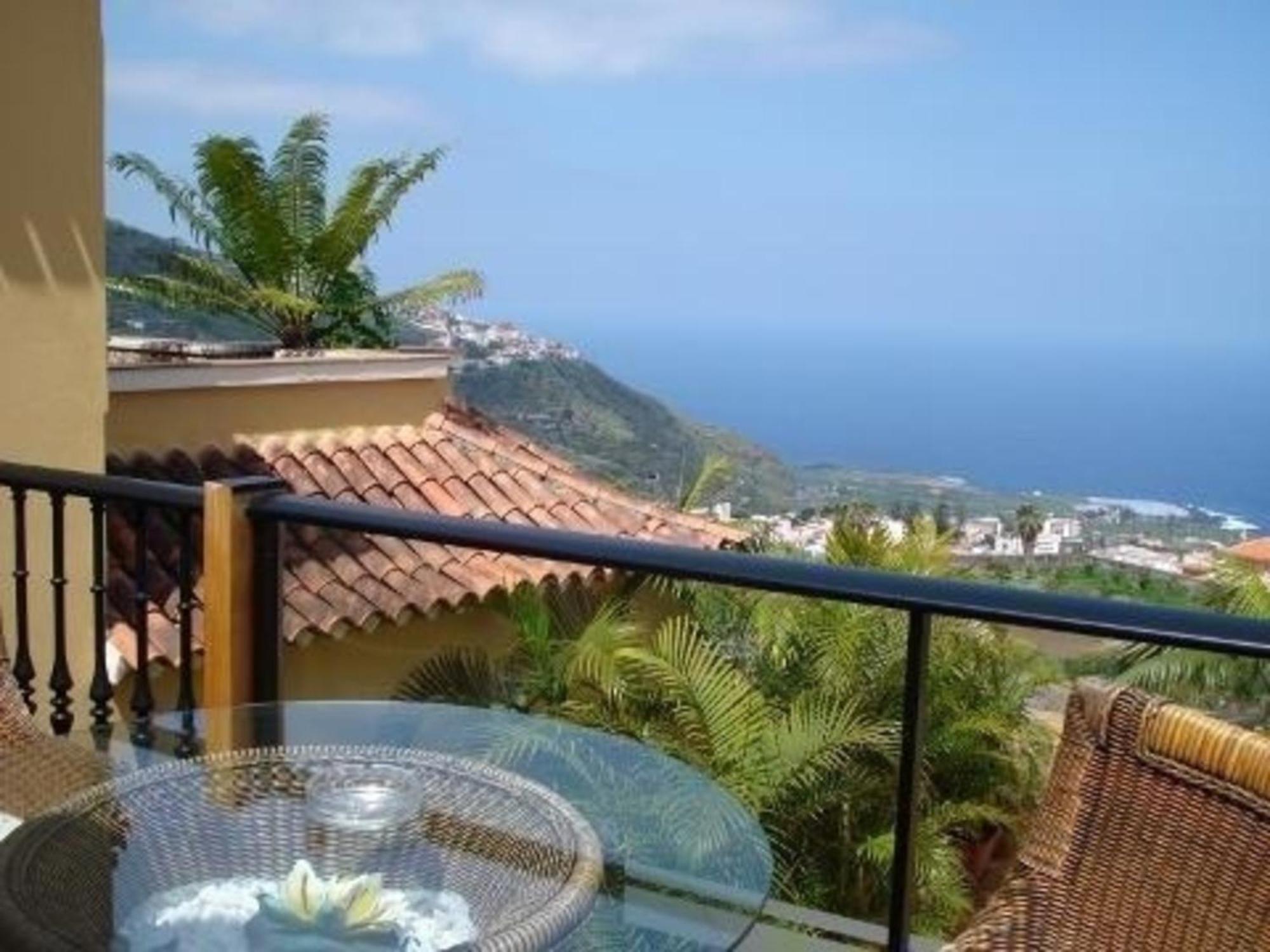Fuer 2 Personen Und 1 Kind In Icod De Vinos, Teneriffa