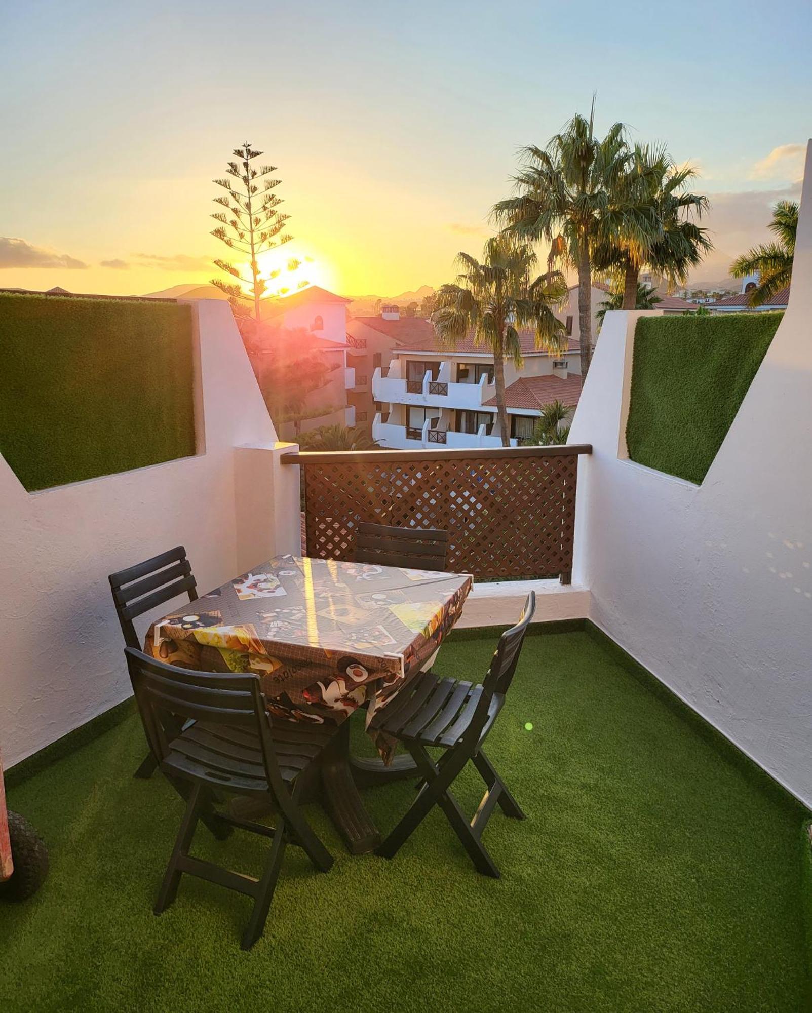 Moderno Y Luminoso Atico Con Vistas Y Piscina *