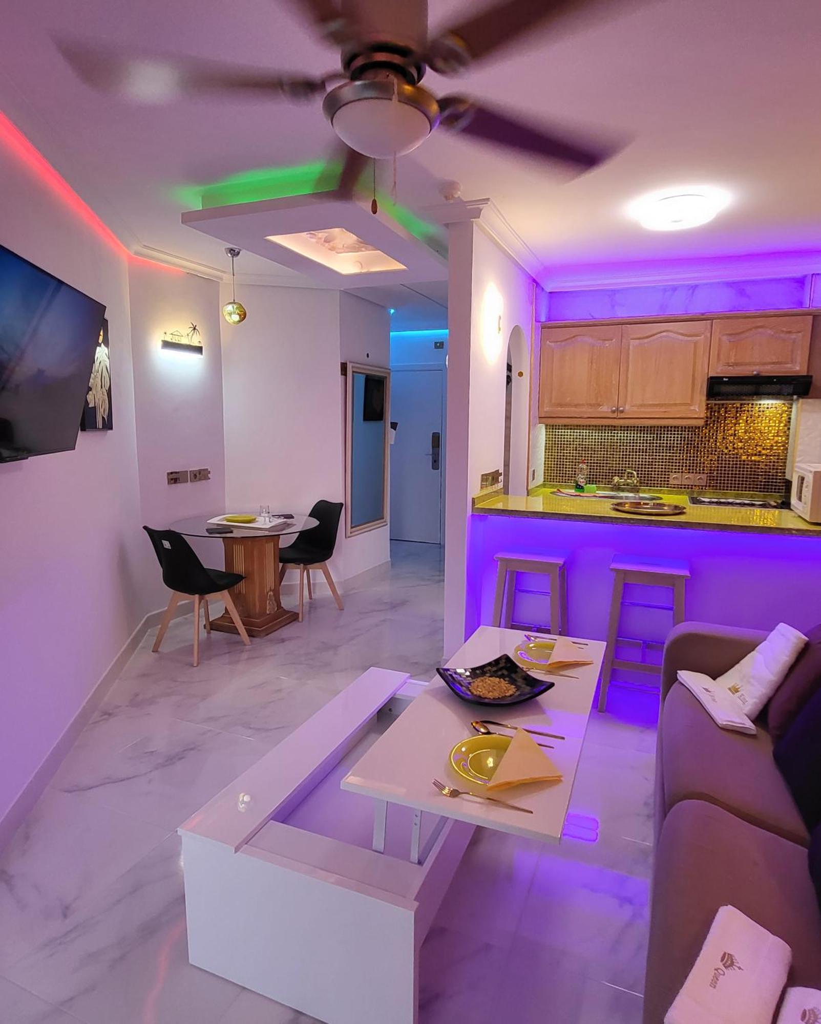 Moderno Y Luminoso Atico Con Vistas Y Piscina Apartment