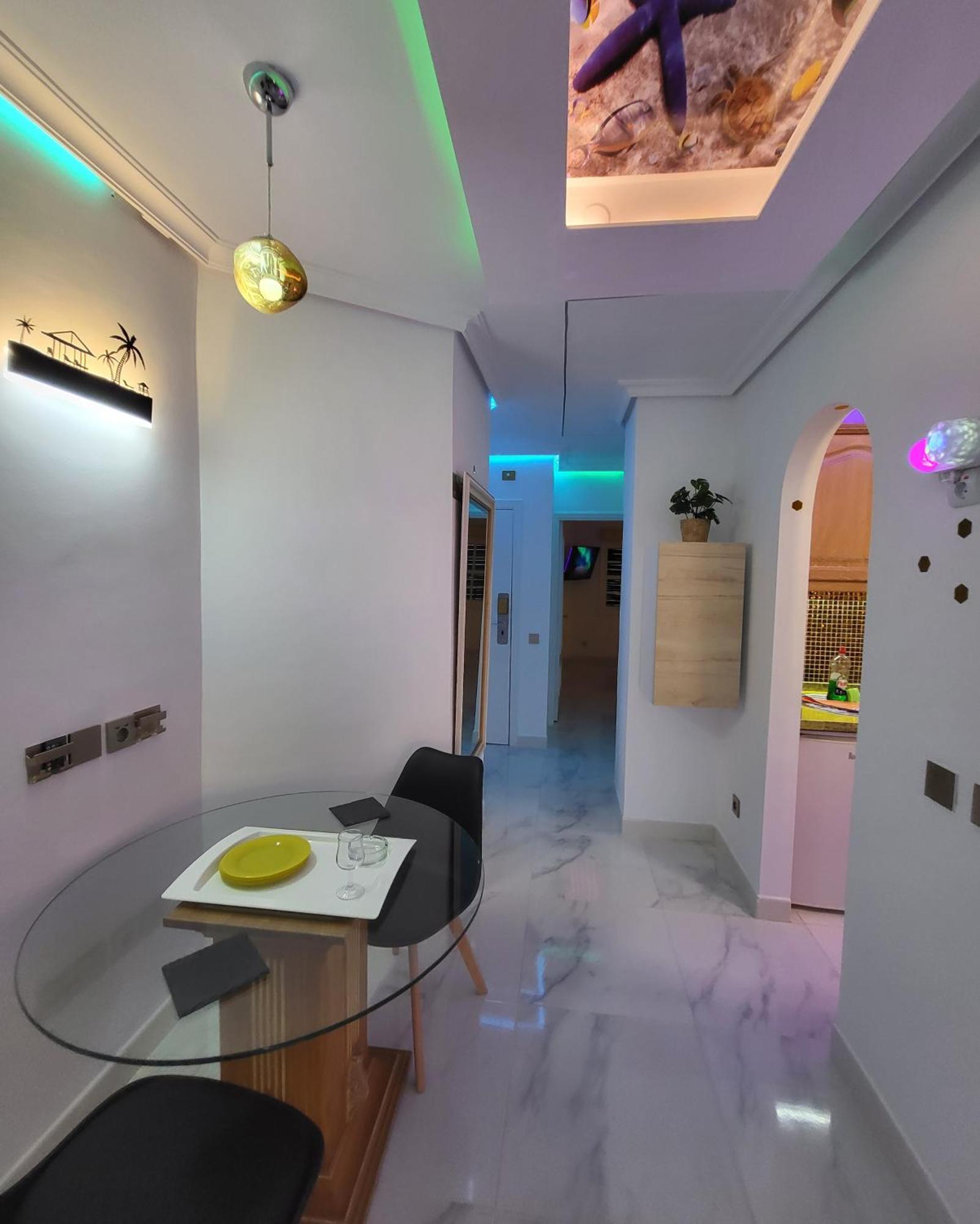 Moderno Y Luminoso Atico Con Vistas Y Piscina Apartment San Miguel de Abona