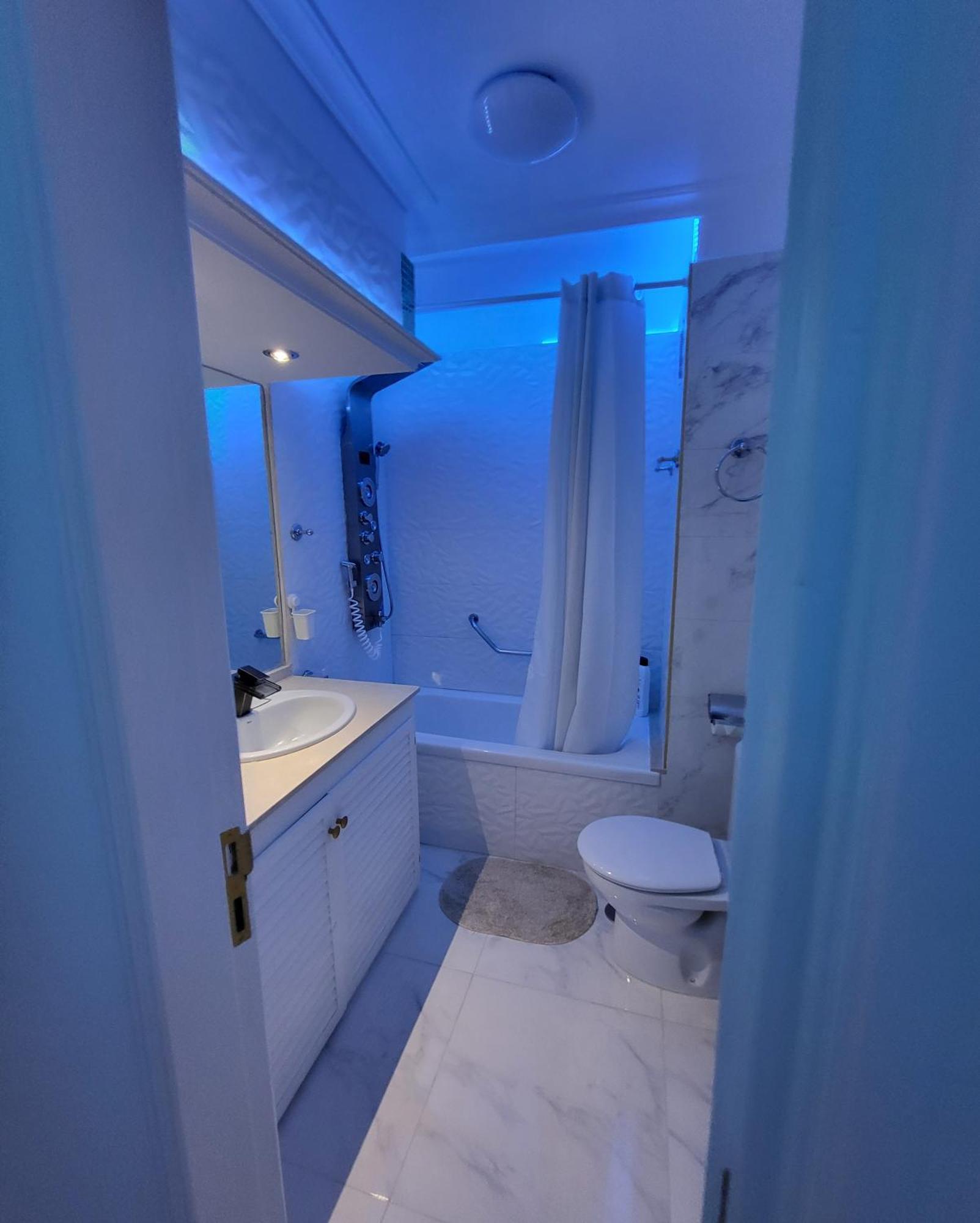 Moderno Y Luminoso Atico Con Vistas Y Piscina *