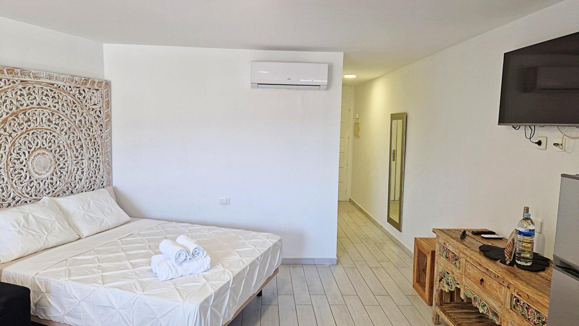 Apartment Parque Santiago Ii - Air Conditioning - Ocean View - 350mt From The Playa de las Americas (Tenerife)