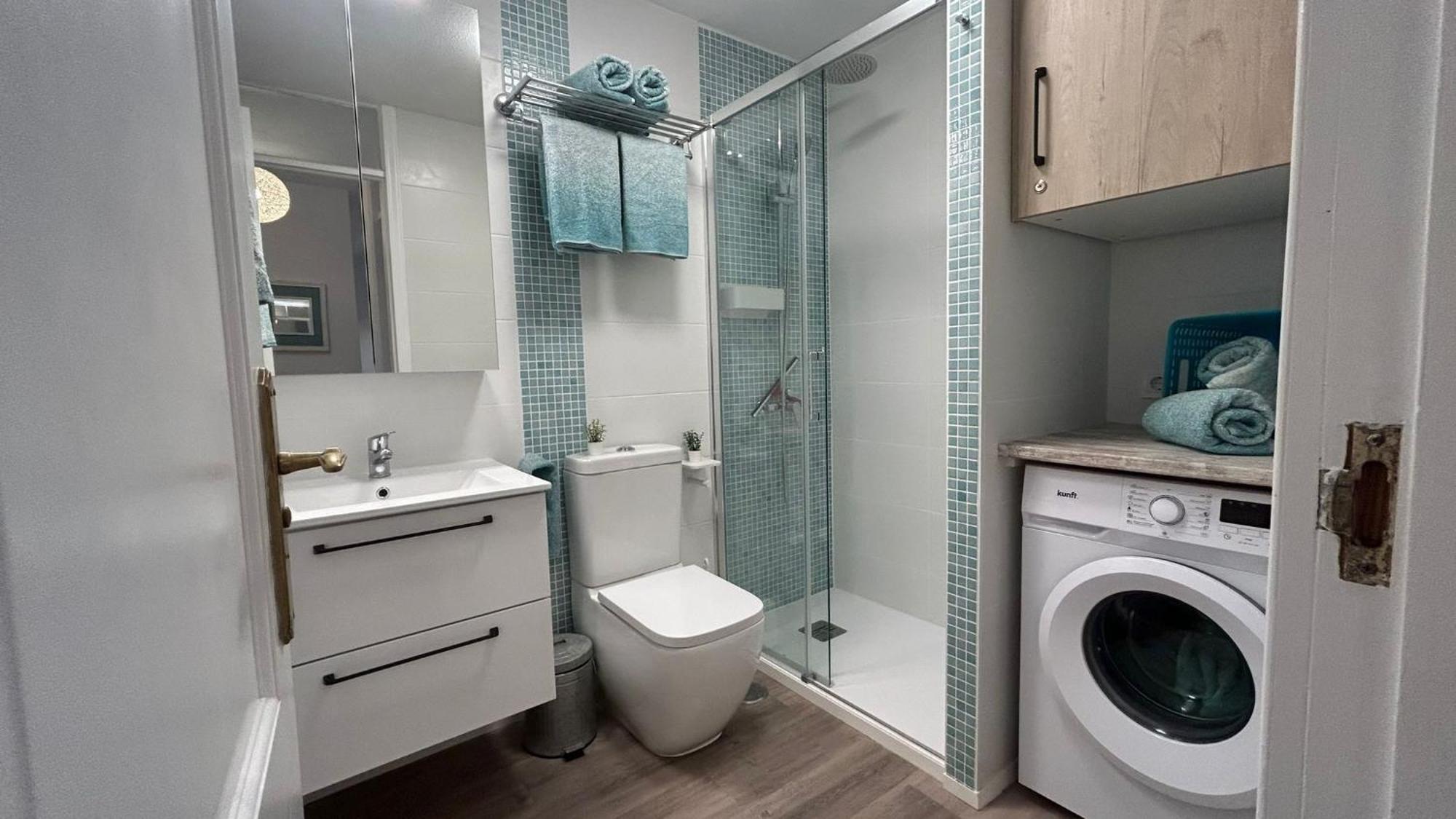 Apartment Huebsche Mit 2 Schlafzimmern, Pool Und Wlan, Strandnaehe *