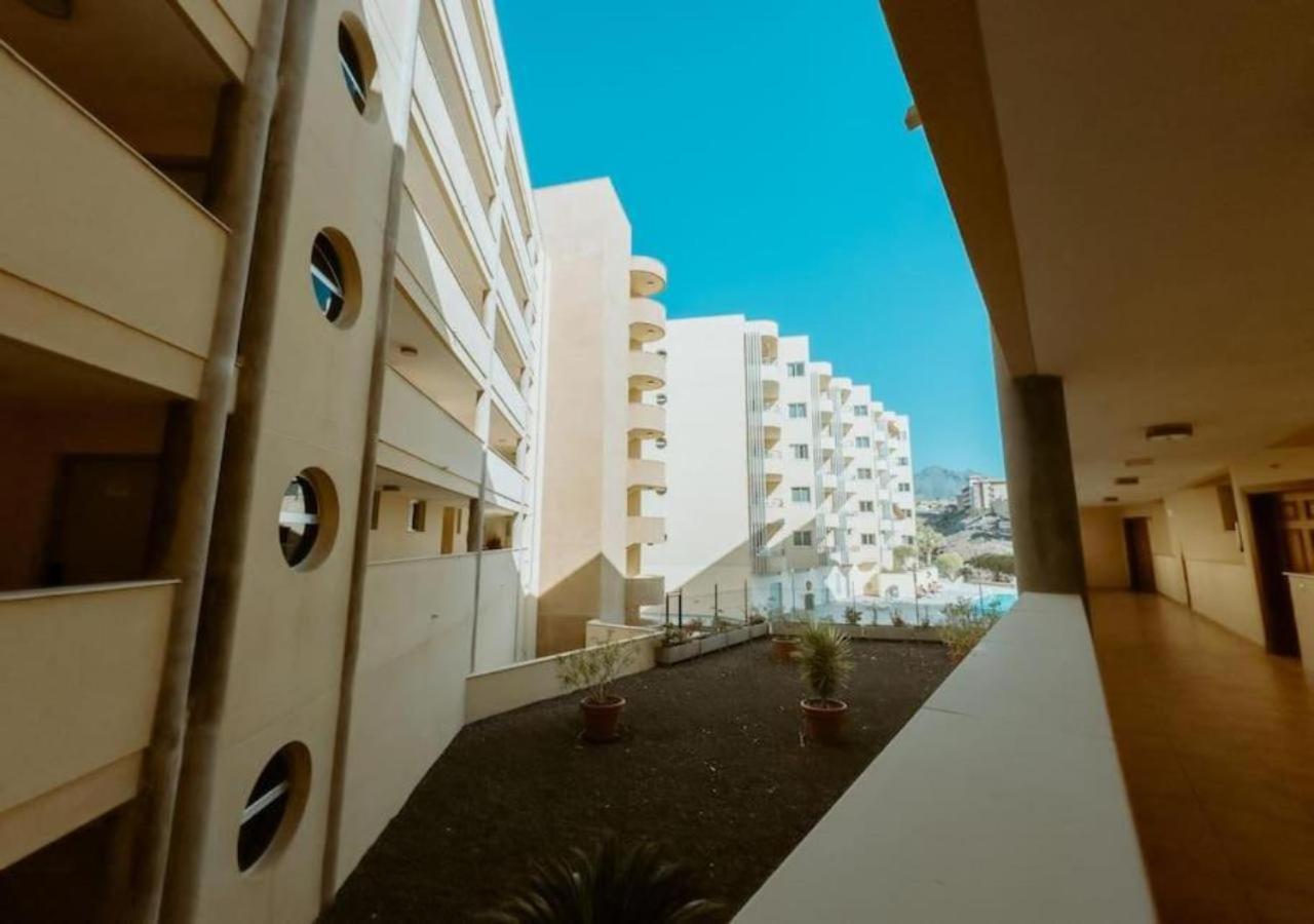 Seaview 2 Bedroom Play Paraiso Pool & Wifi In * Costa Adeje (Tenerife)
