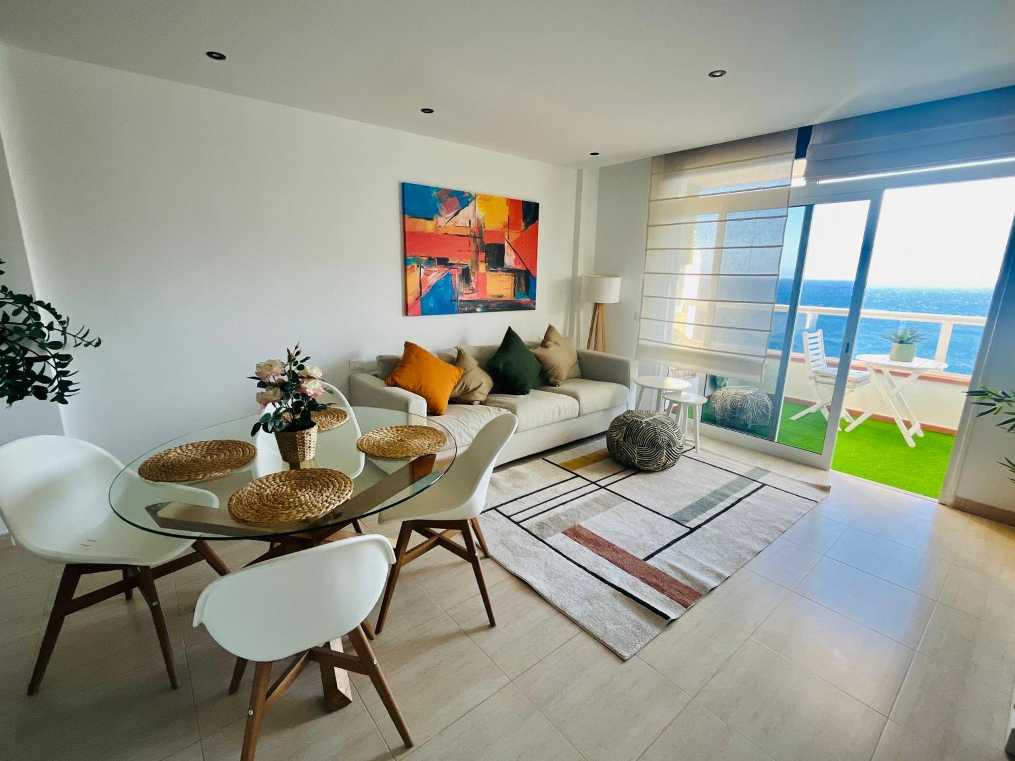 Familiar And Relax In Tenerife Apartment