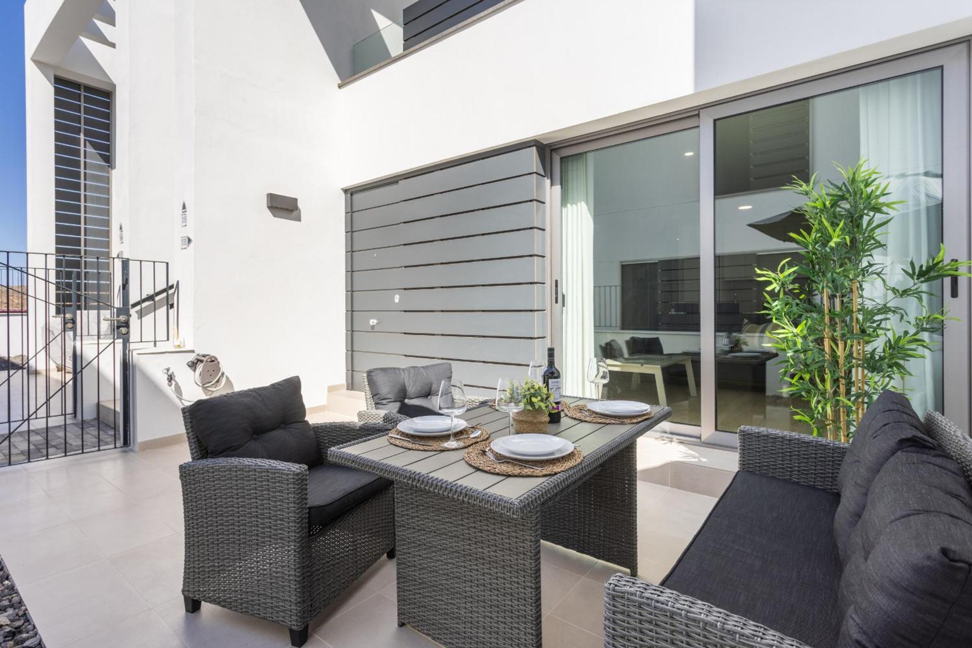 Luxury Alegranza With Pool