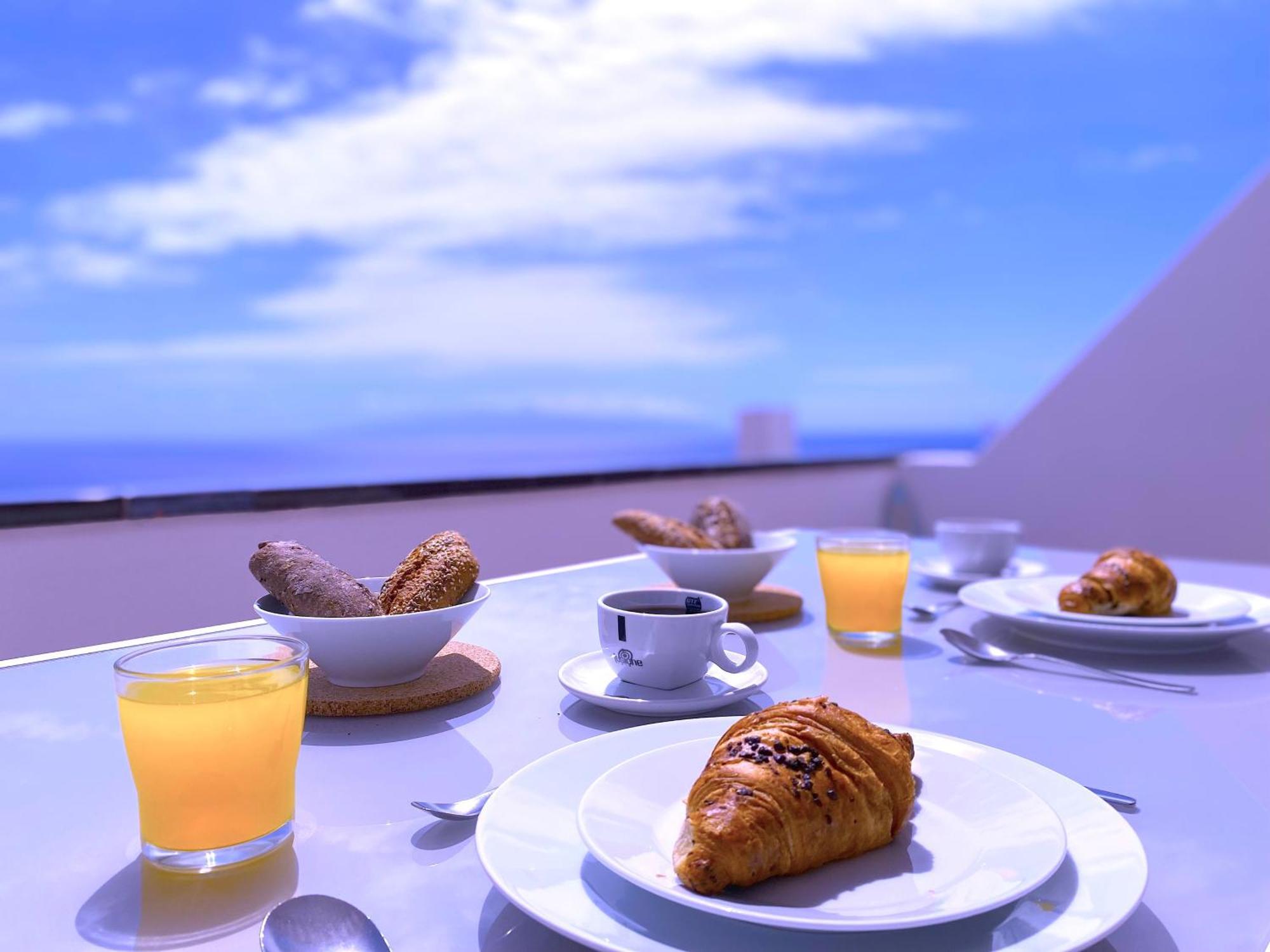 Tropicalidays Sunshine Escape Costa Adeje (Tenerife)