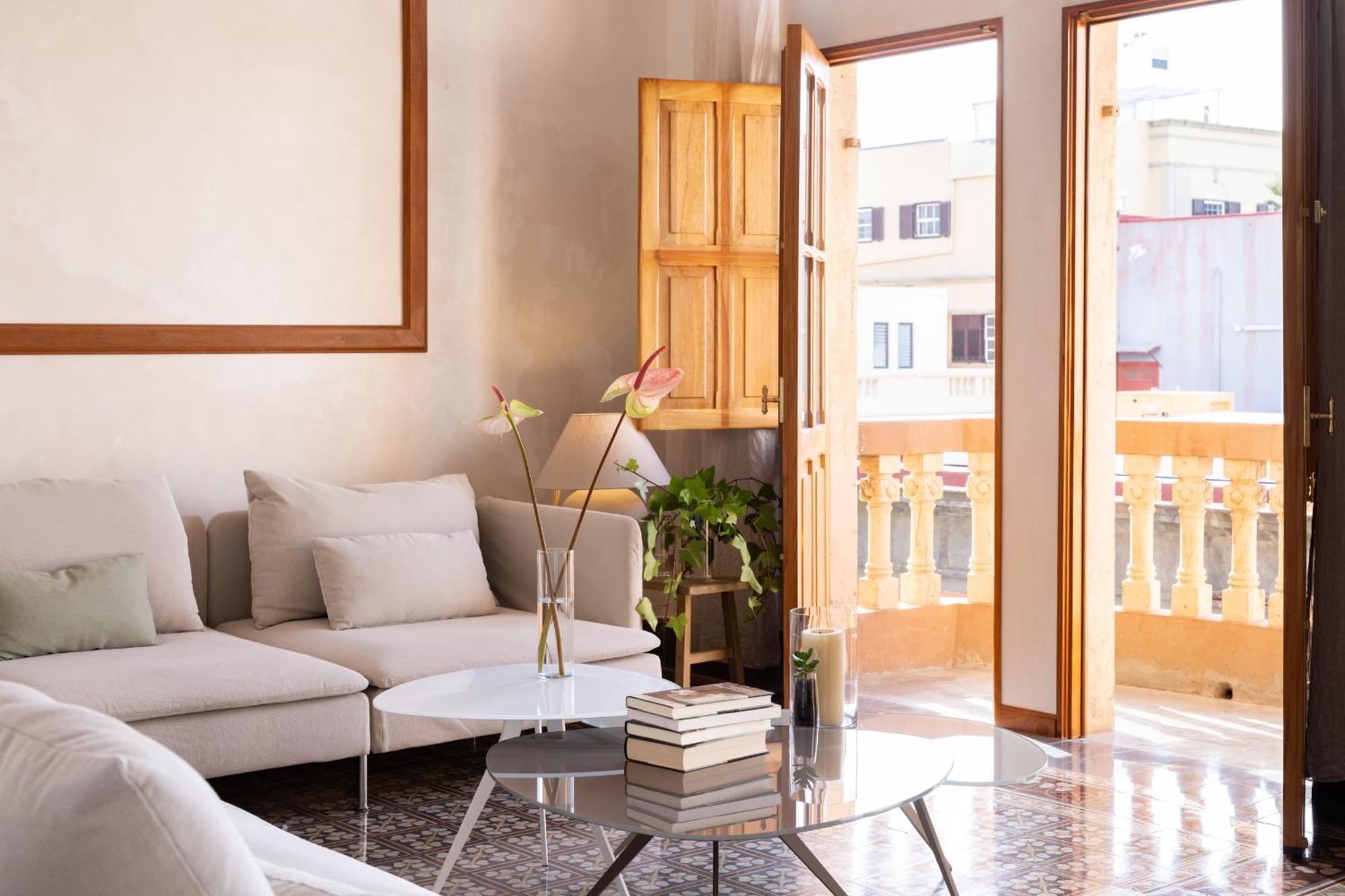 Eden Luxury Premier Penthouse Apartment