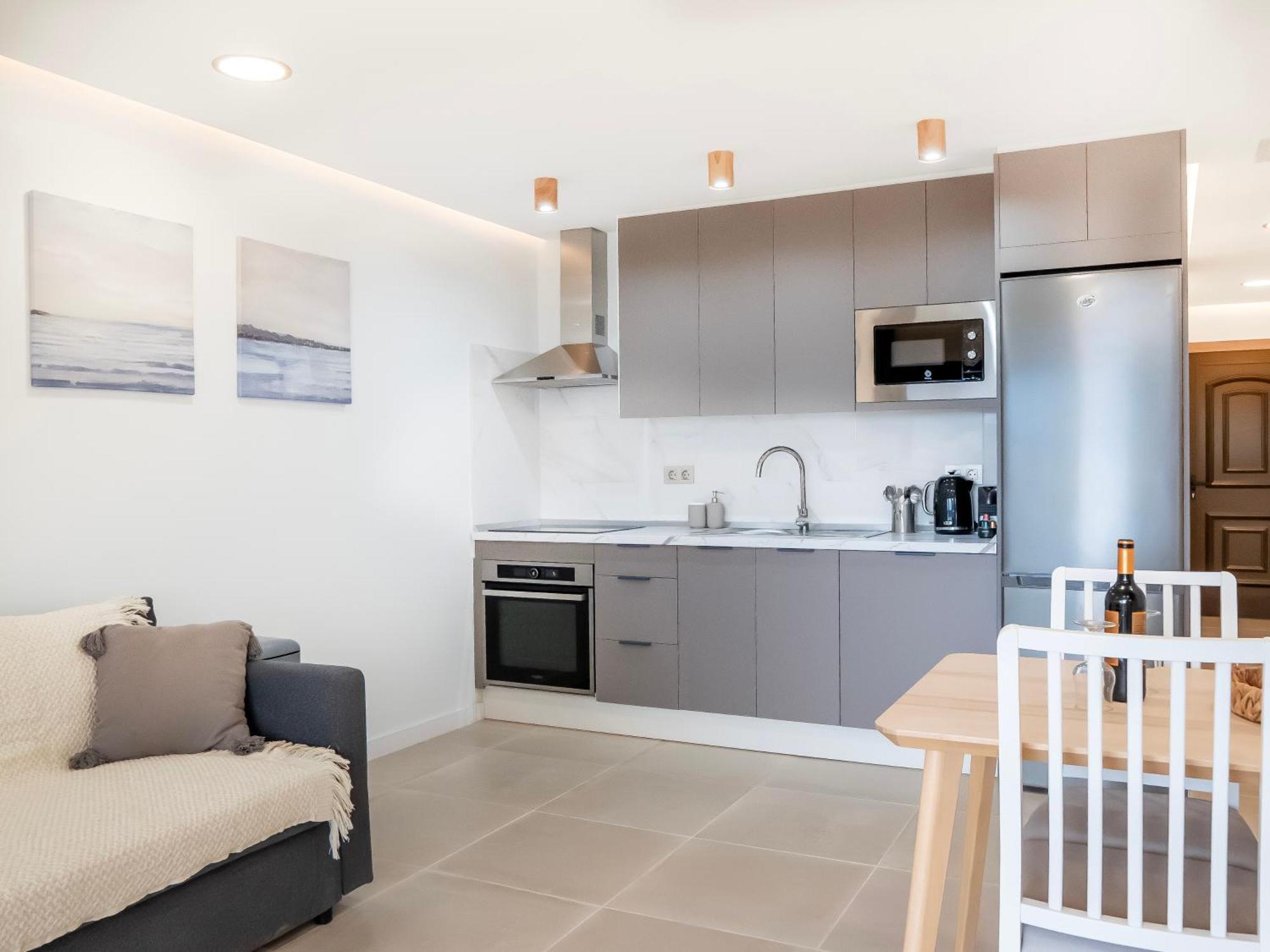 Newly Renovated, Luxurious With A Heated Pool, 259 Holiday home San Miguel de Abona