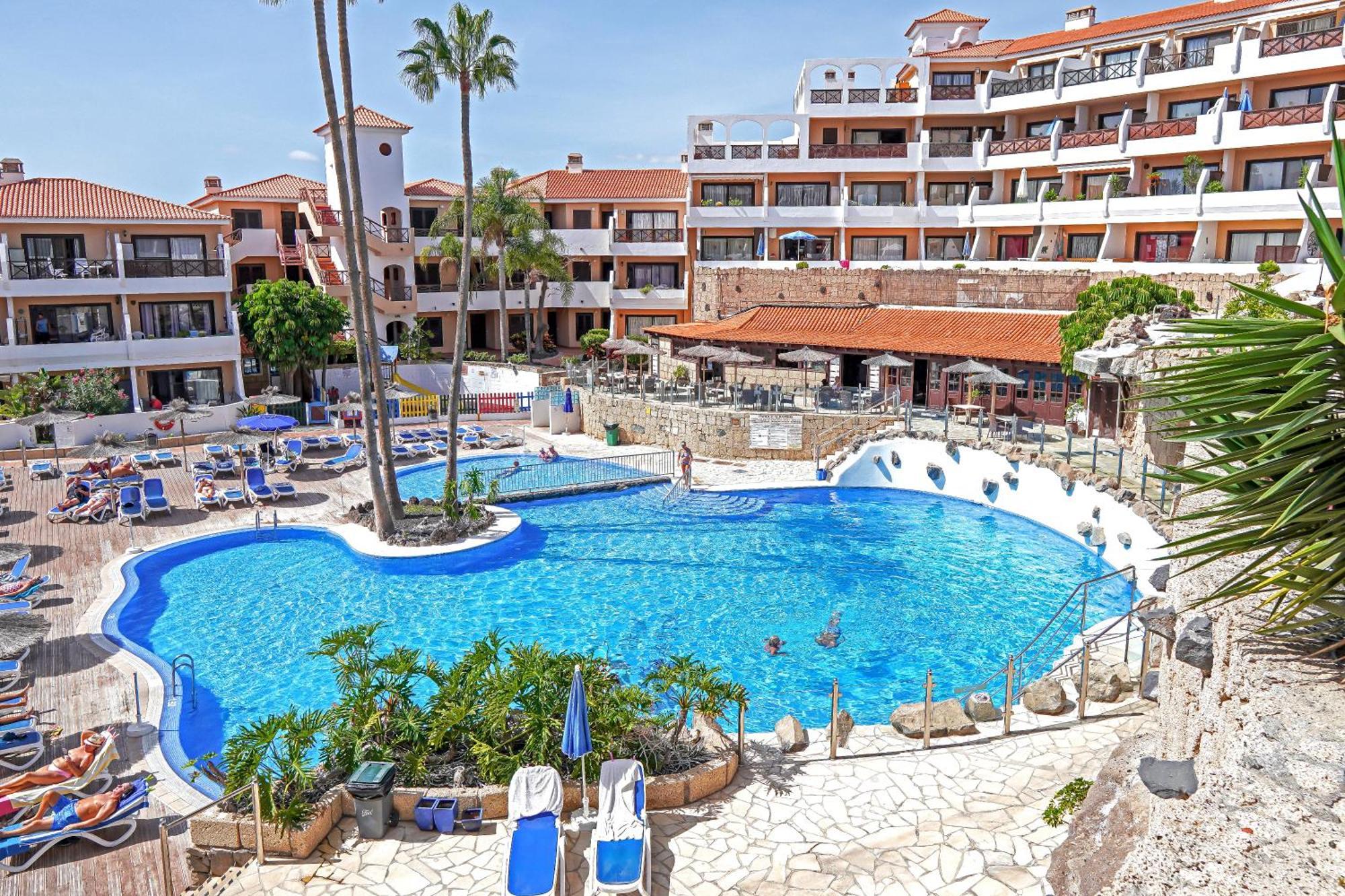 Holiday home Newly Renovated, Luxurious With A Heated Pool, 259 *