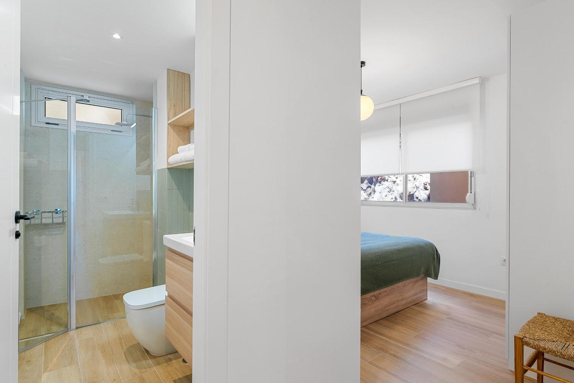 Stylish With Stunning Views & Parking Apartamento *