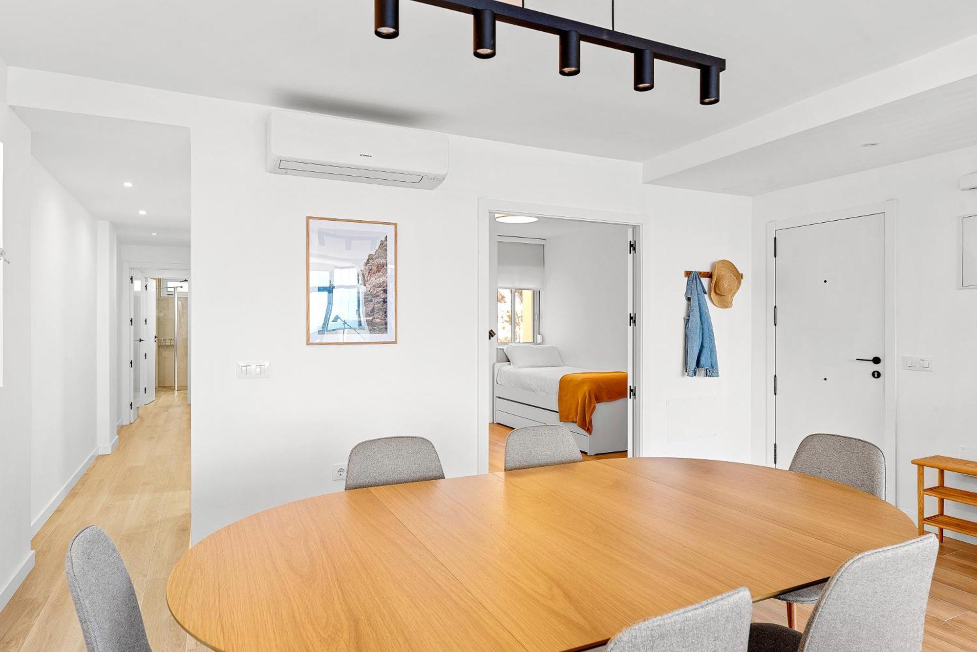Stylish With Stunning Views & Parking Apartamento *