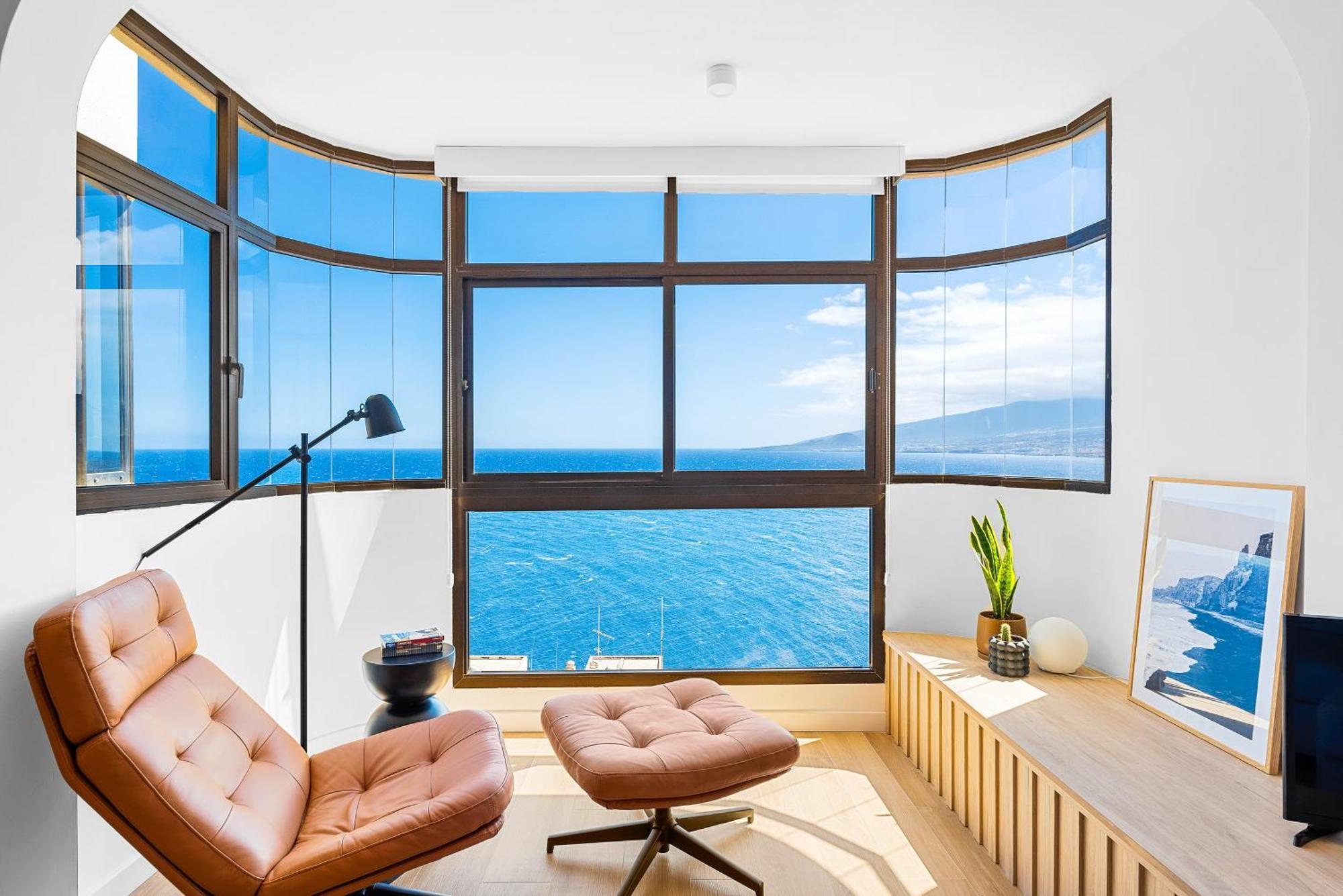 Apartamento Stylish With Stunning Views & Parking *