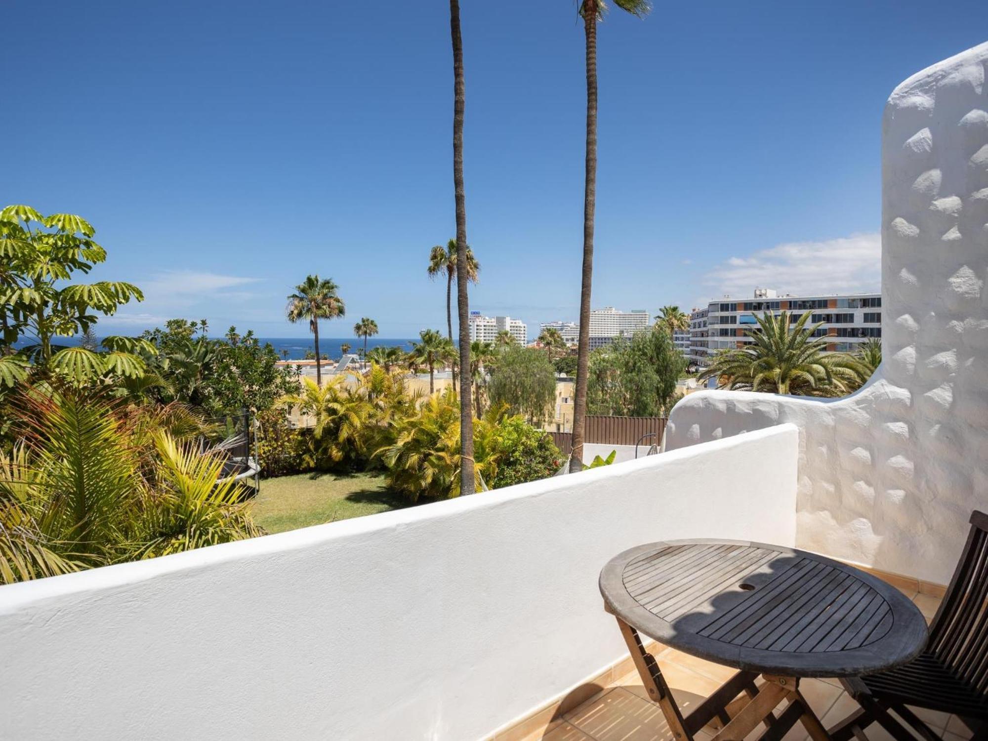 Vacacional America * Playa de las Americas (Tenerife)