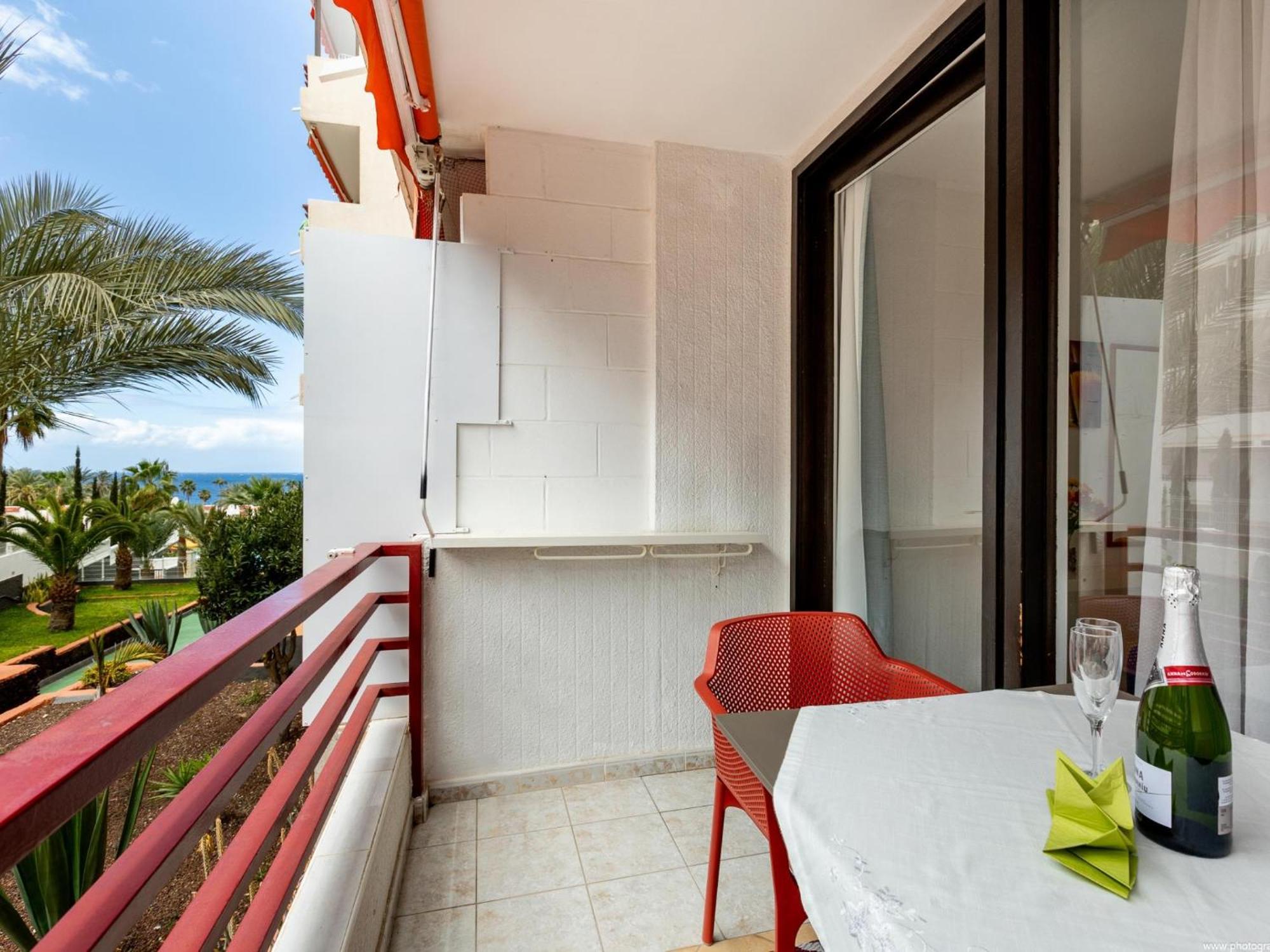 222 Olympia * Playa de las Americas (Tenerife)