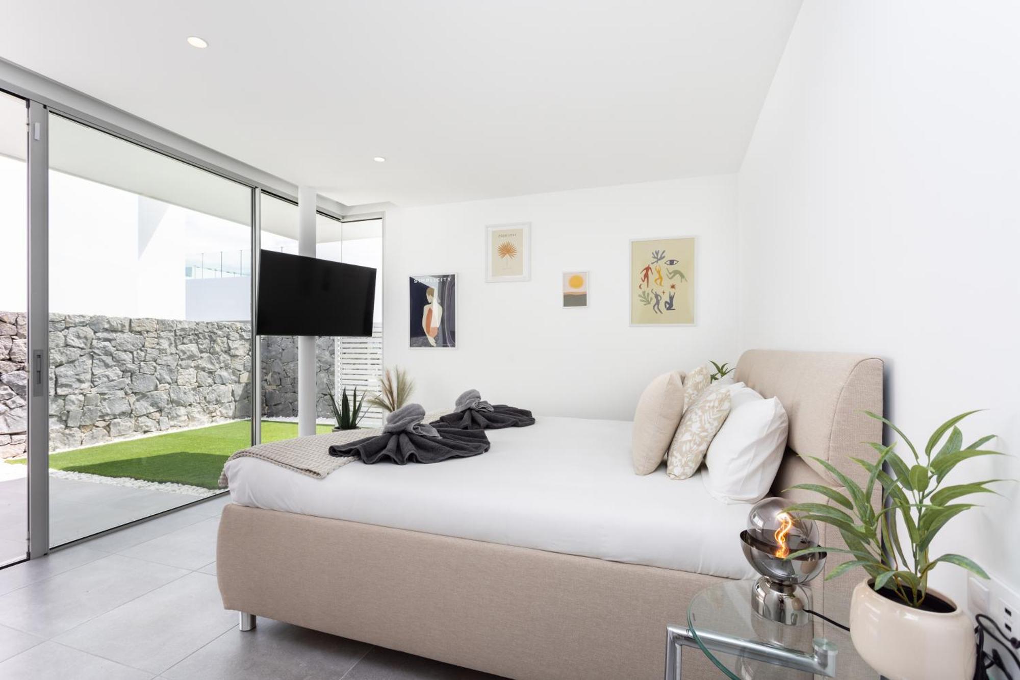 Sybaris 09 By Smart Villa